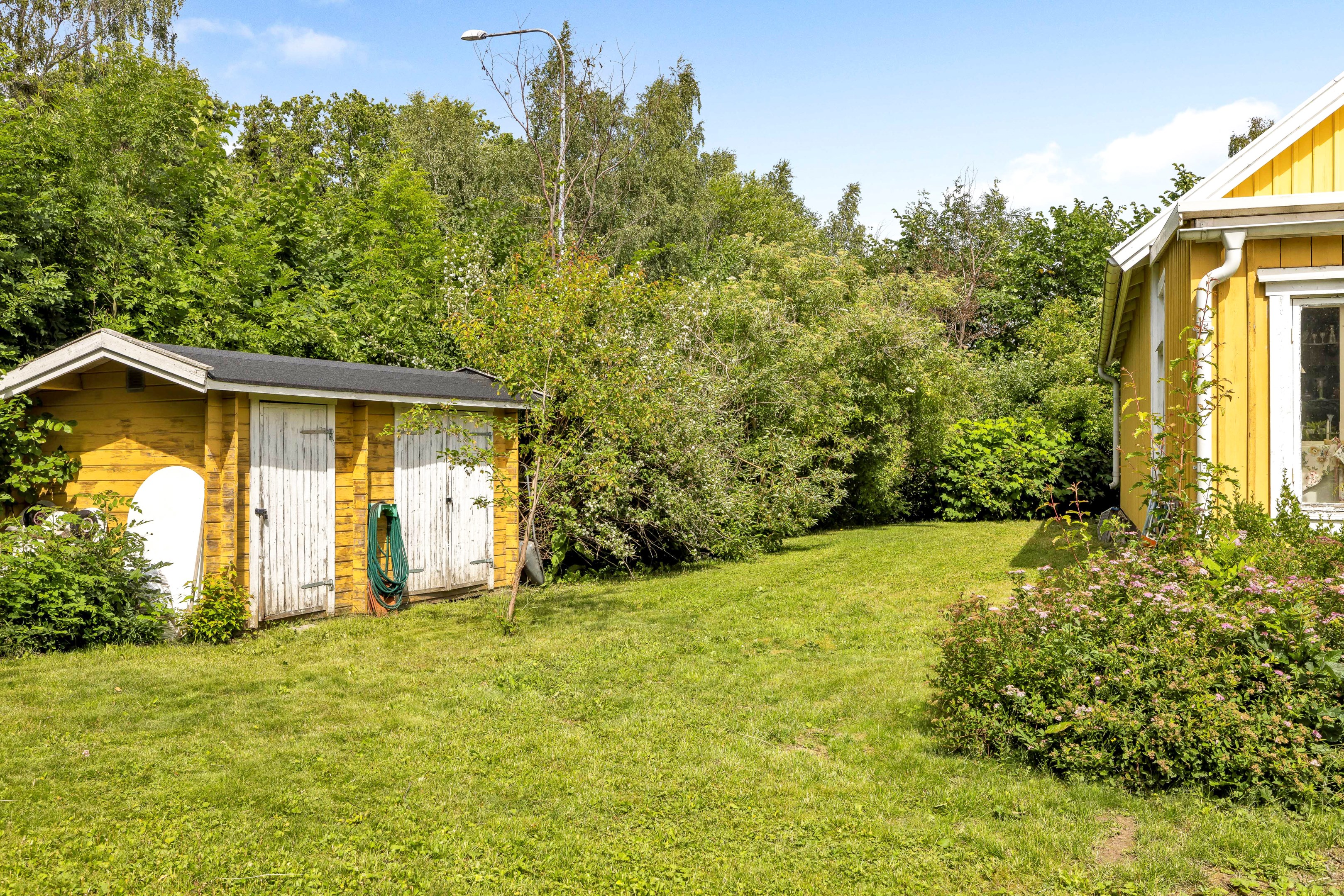 Bostadsbild från Lövlundsvägen 14, Såld i Storvreta, Uppsala