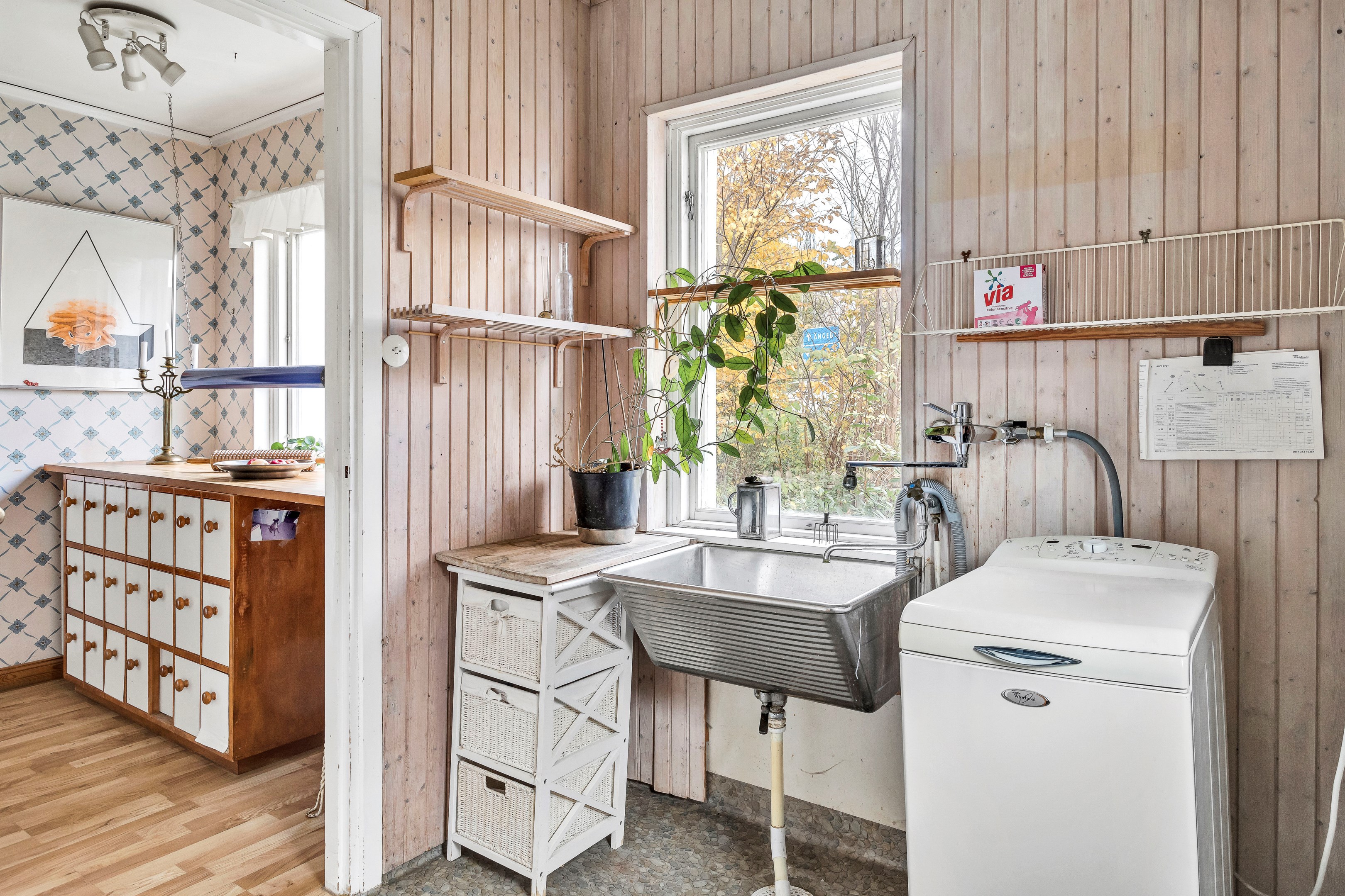 Bostadsbild från Lövlundsvägen 14, Såld i Storvreta, Uppsala