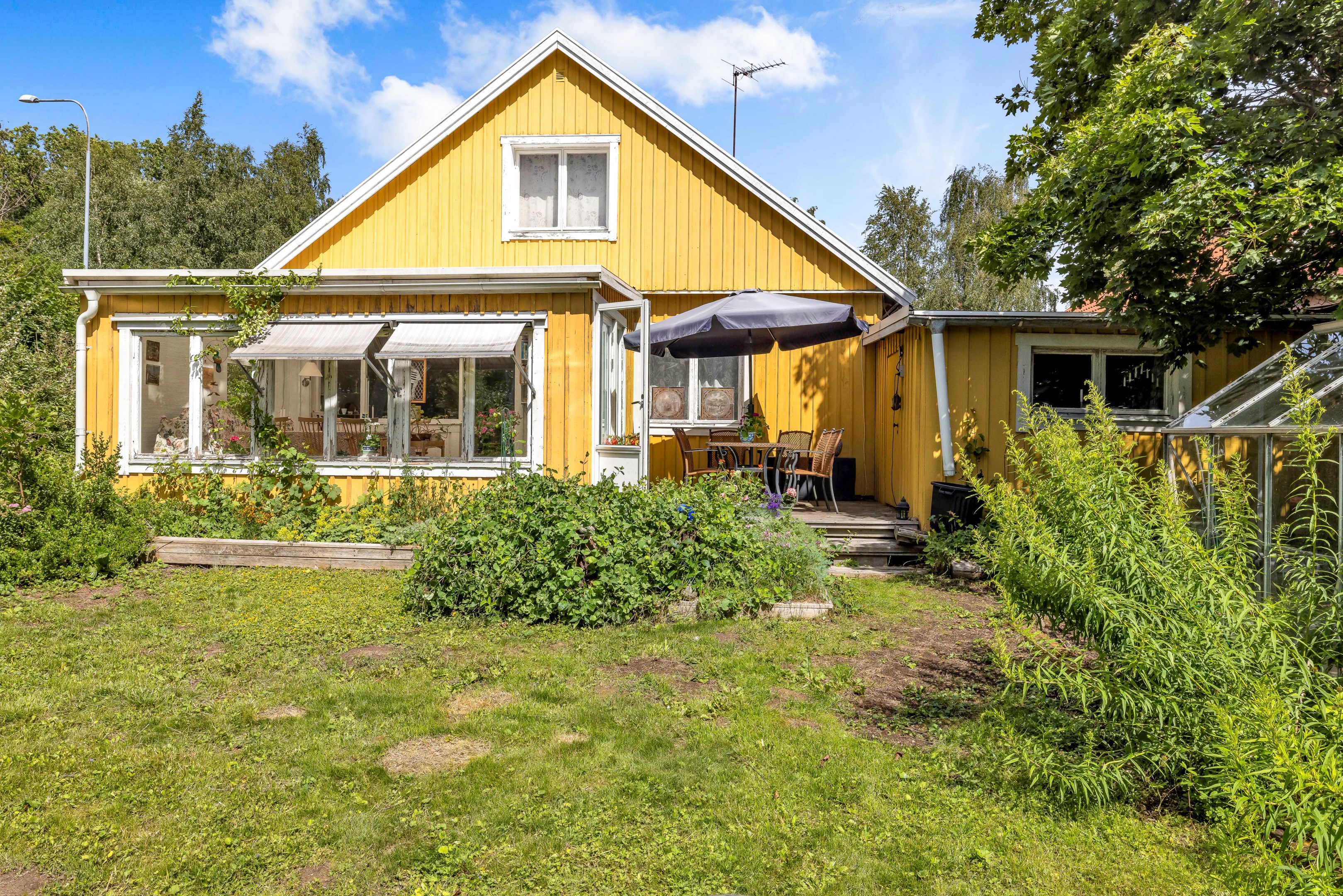 Bostadsbild från Lövlundsvägen 14, Såld i Storvreta, Uppsala