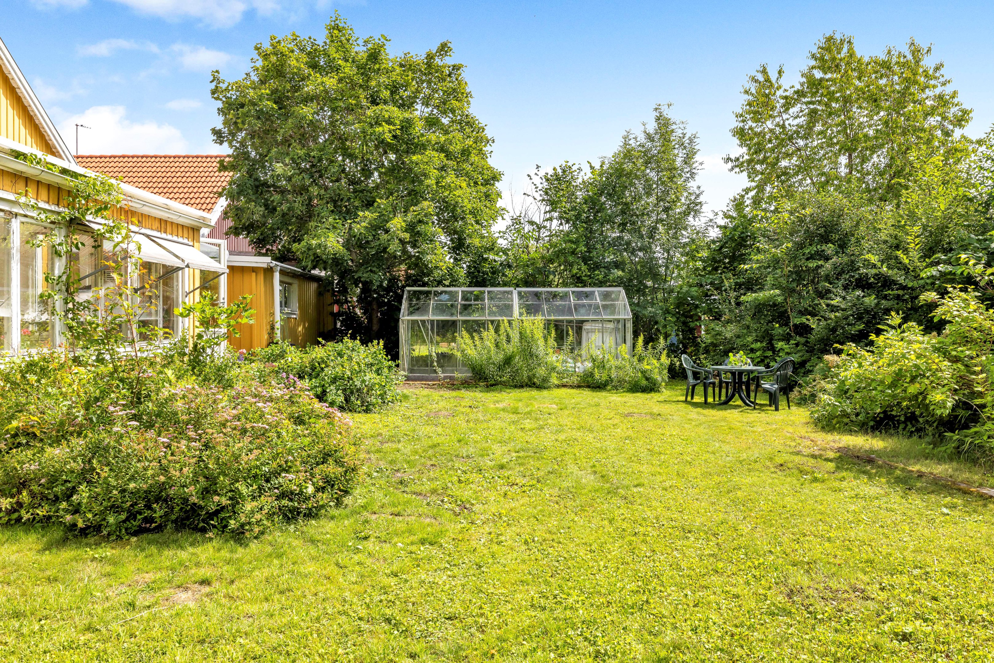 Bostadsbild från Lövlundsvägen 14, Såld i Storvreta, Uppsala