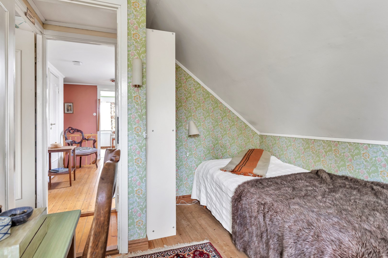 Bostadsbild från Lövlundsvägen 14, Såld i Storvreta, Uppsala