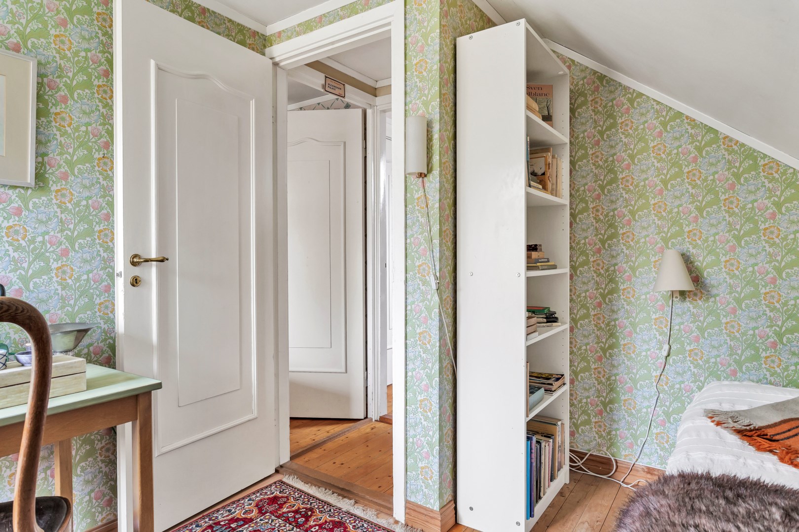 Bostadsbild från Lövlundsvägen 14, Såld i Storvreta, Uppsala