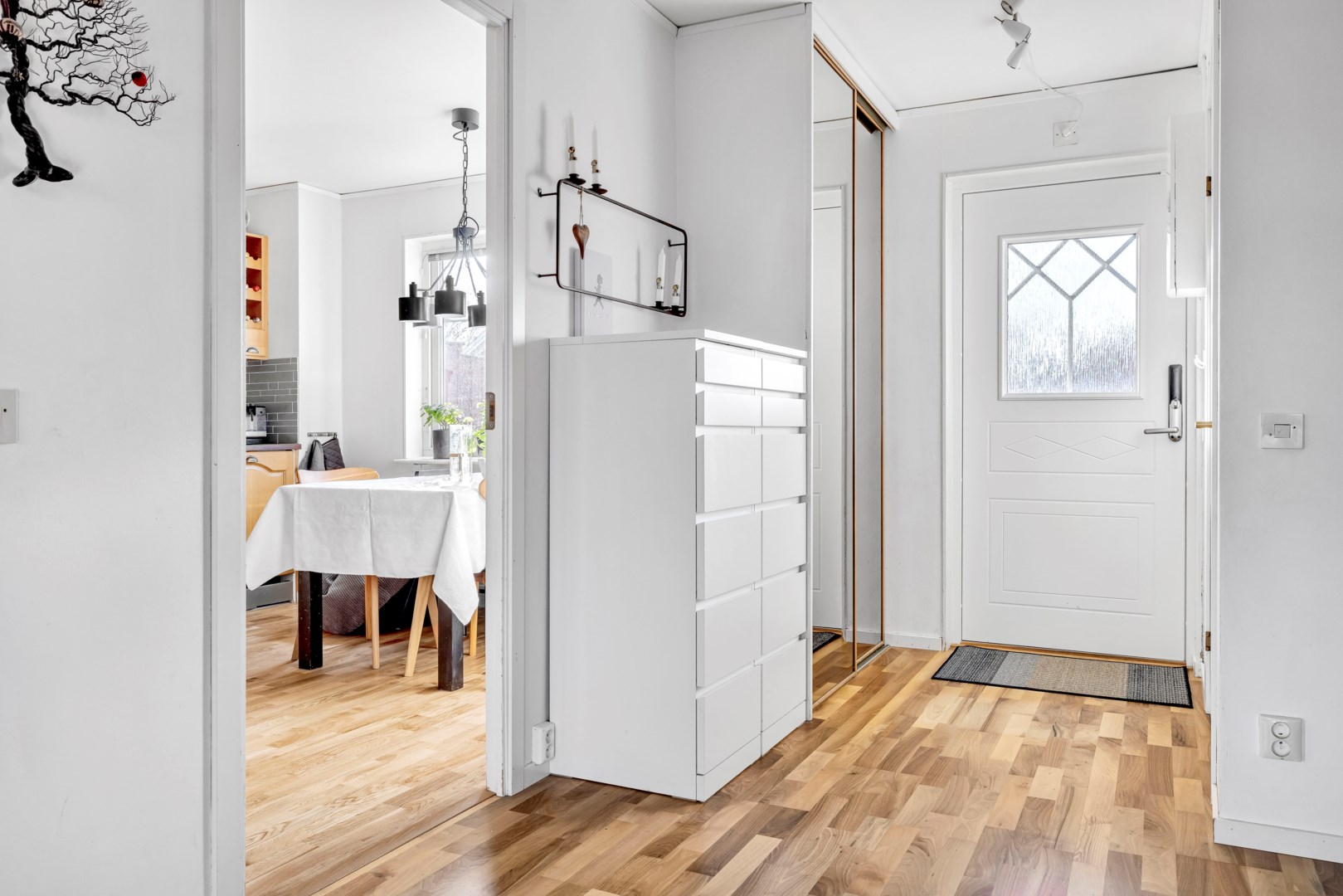 Bostadsbild från Vaksala kyrkväg 15, Såld i Vaksala, Uppsala