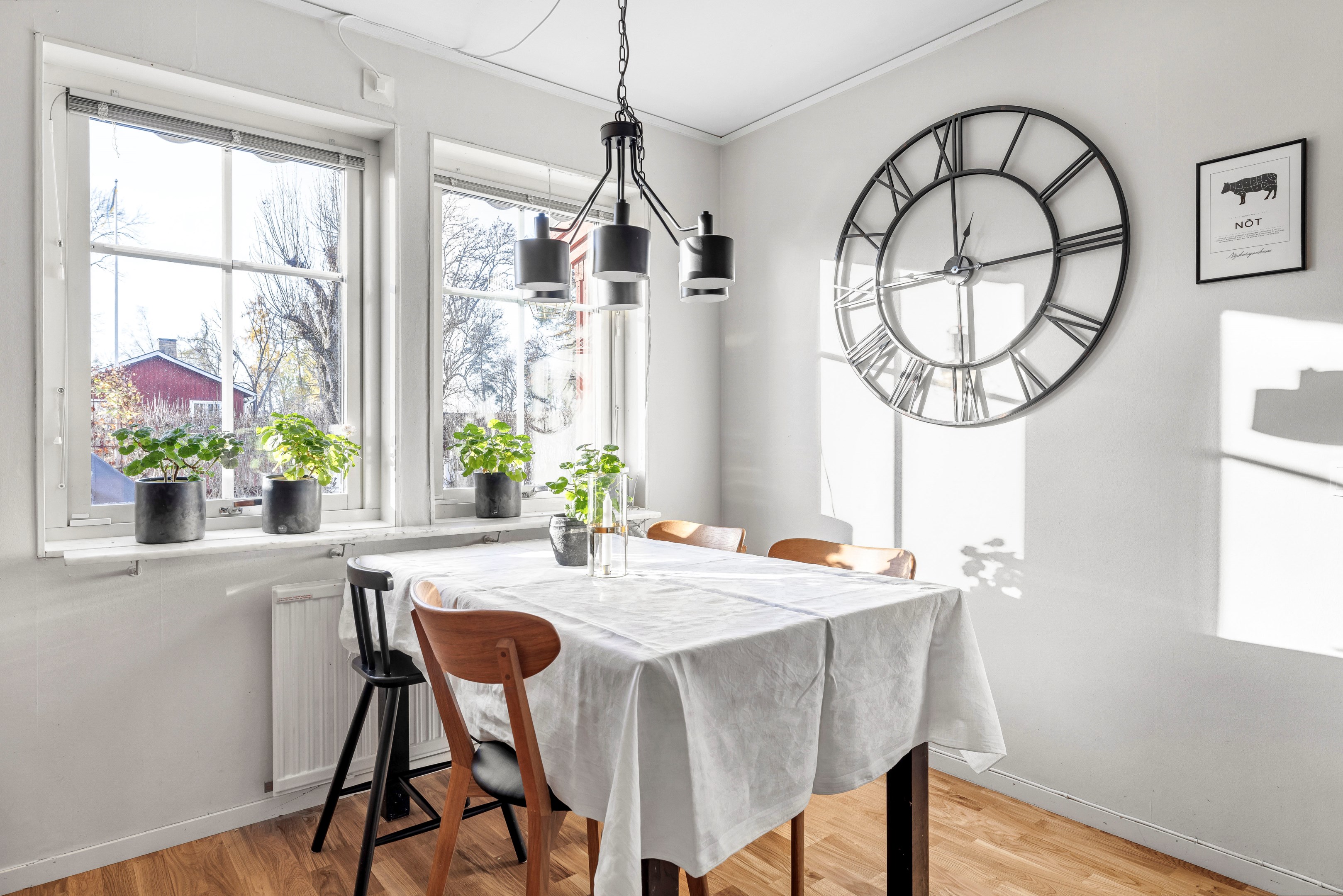 Bostadsbild från Vaksala kyrkväg 15, Såld i Vaksala, Uppsala