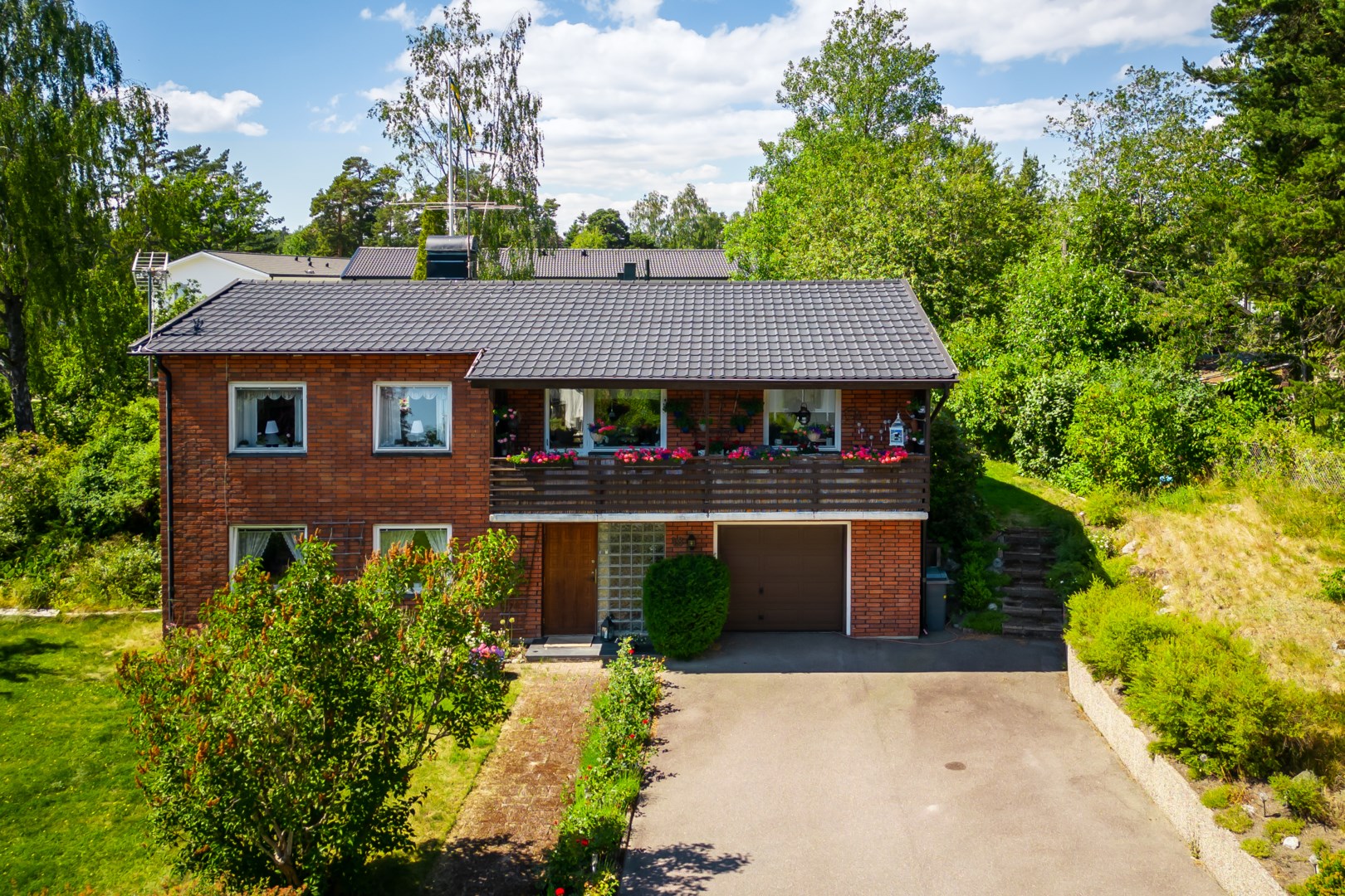 Bostadsbild från Parkvägen 18, Såld i Hemmesta, Värmdö