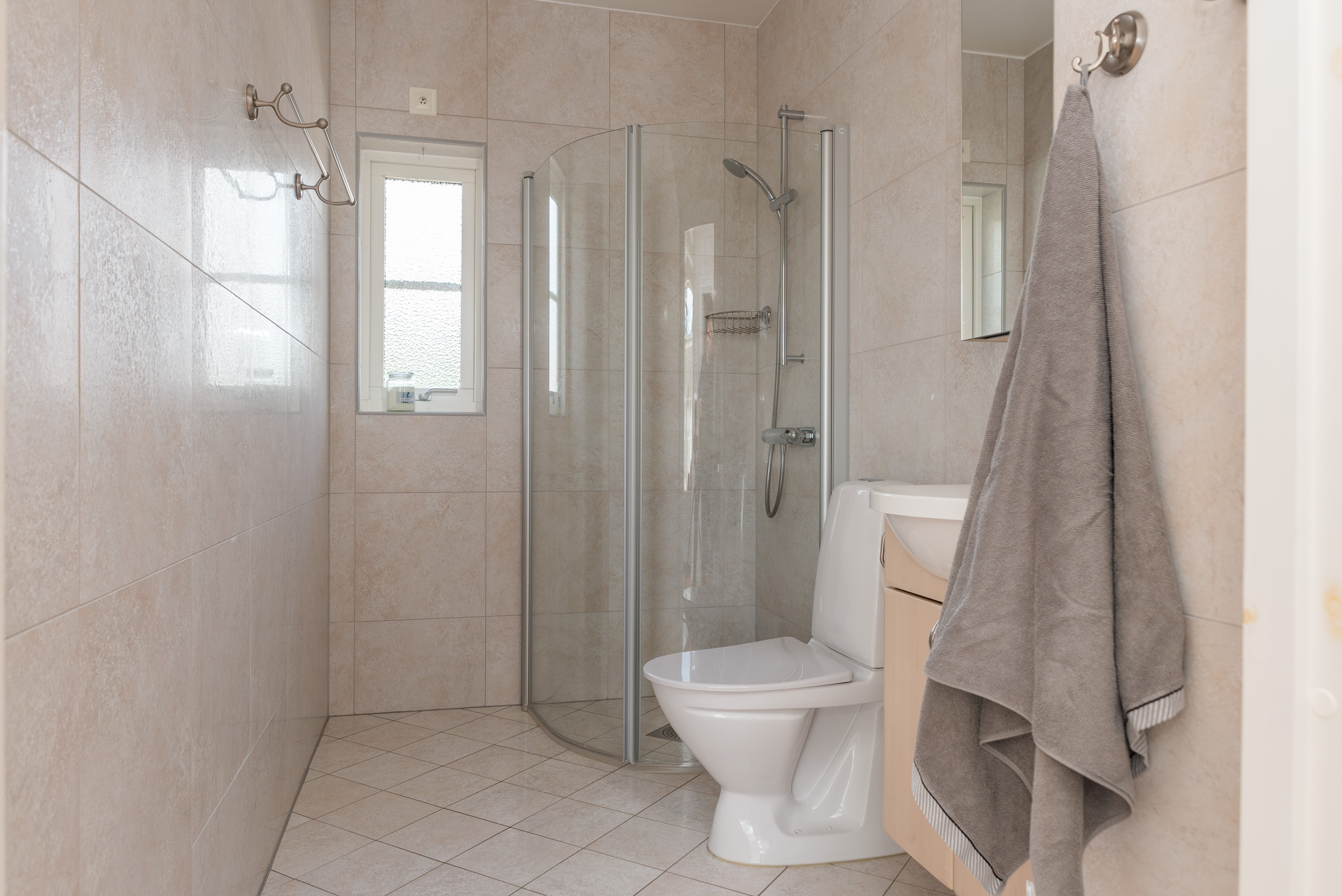 Bostadsbild från Hustahöjdens byväg 24, Såld i Hustahöjden, Västerås