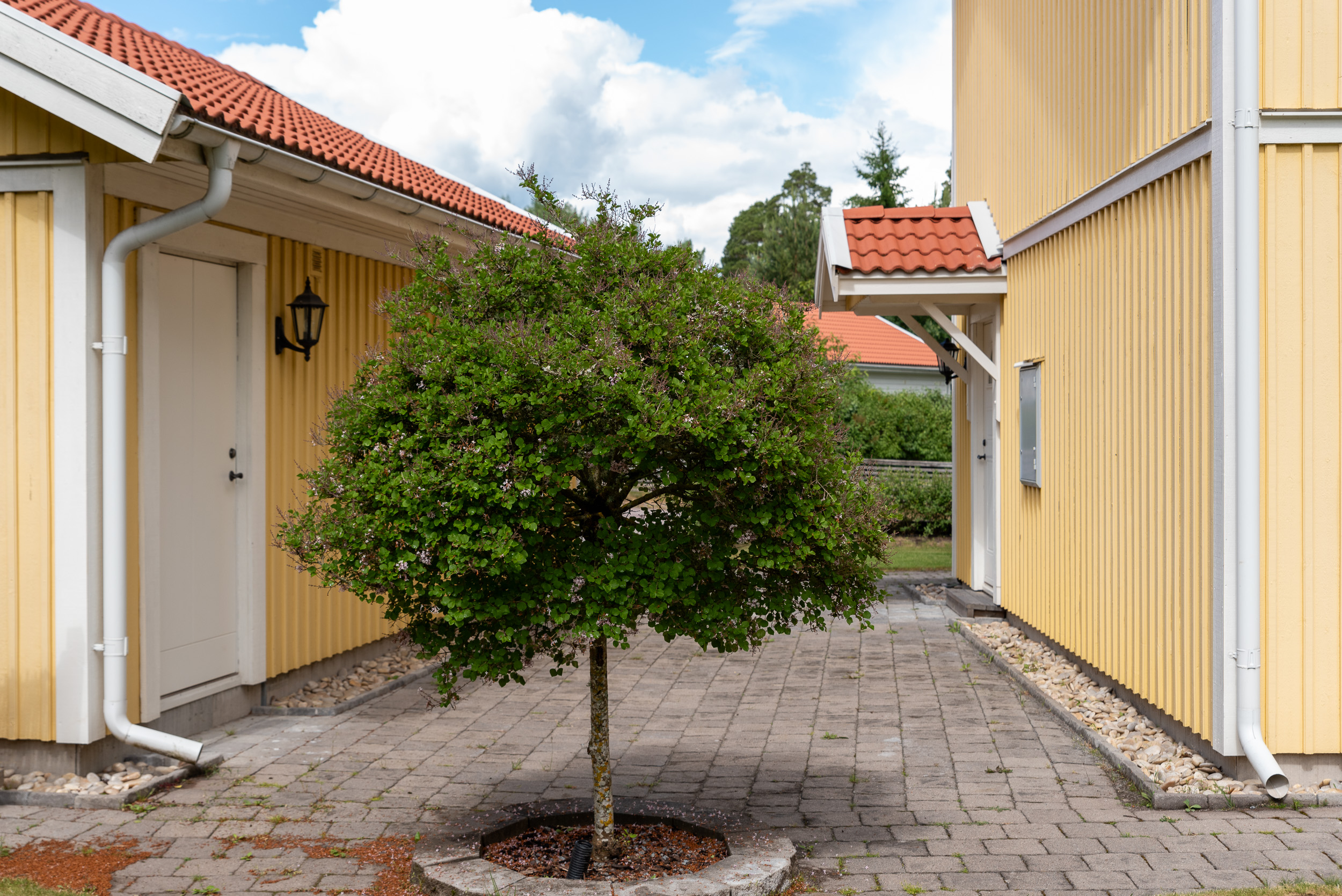 Bostadsbild från Hustahöjdens byväg 24, Såld i Hustahöjden, Västerås