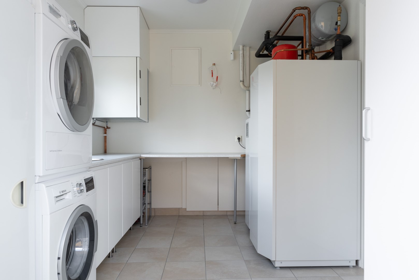 Bostadsbild från Hustahöjdens byväg 24, Såld i Hustahöjden, Västerås