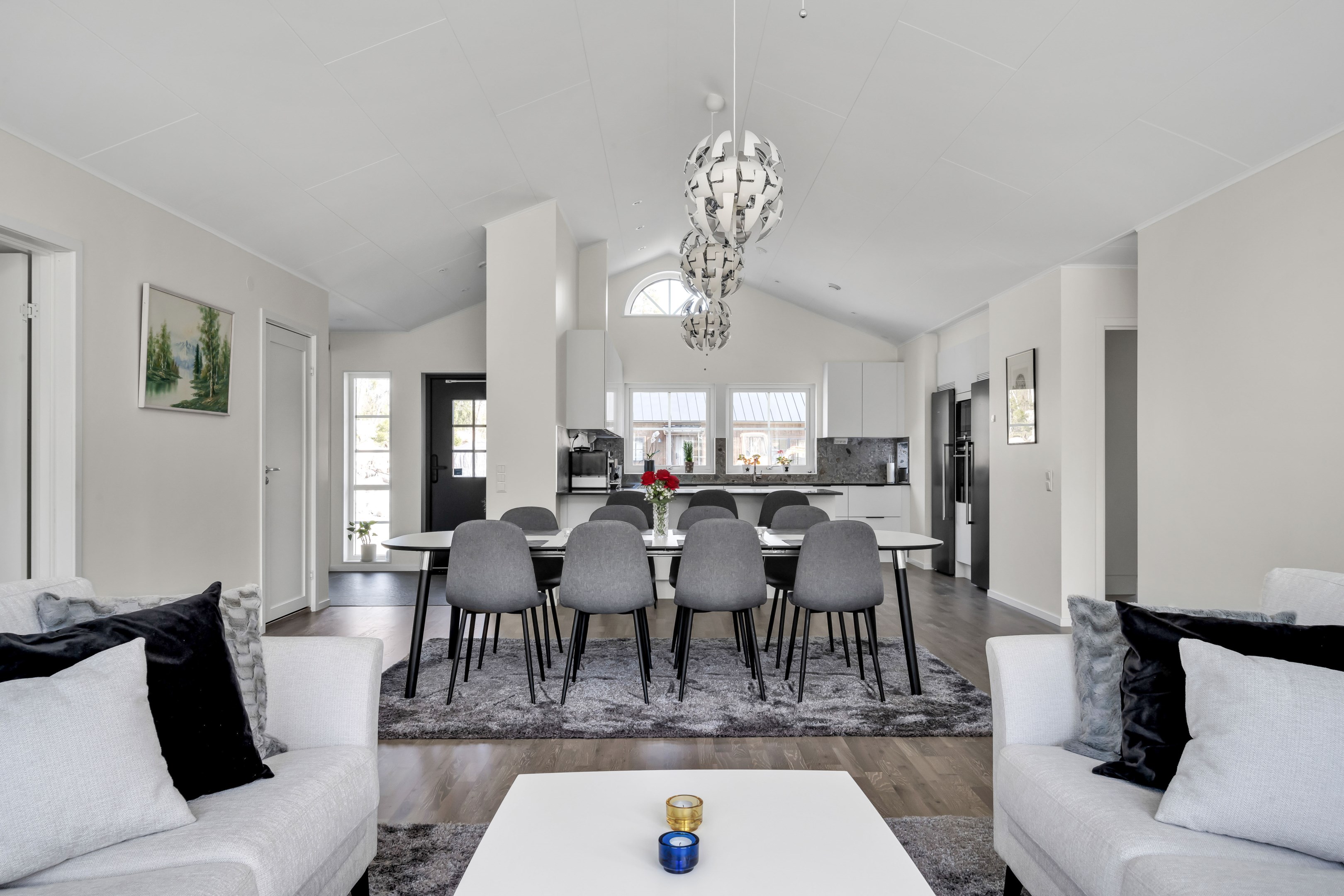 Bostadsbild från Born 13E, Såld i Börje, Uppsala