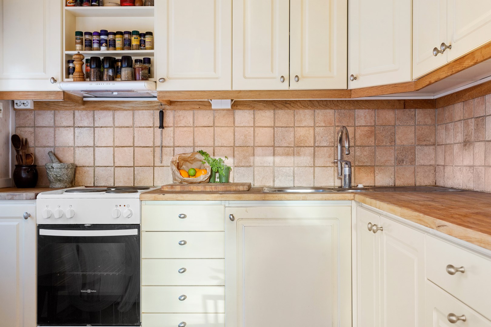 Bostadsbild från Regentvägen 18, Såld i Kummelnäs, Nacka