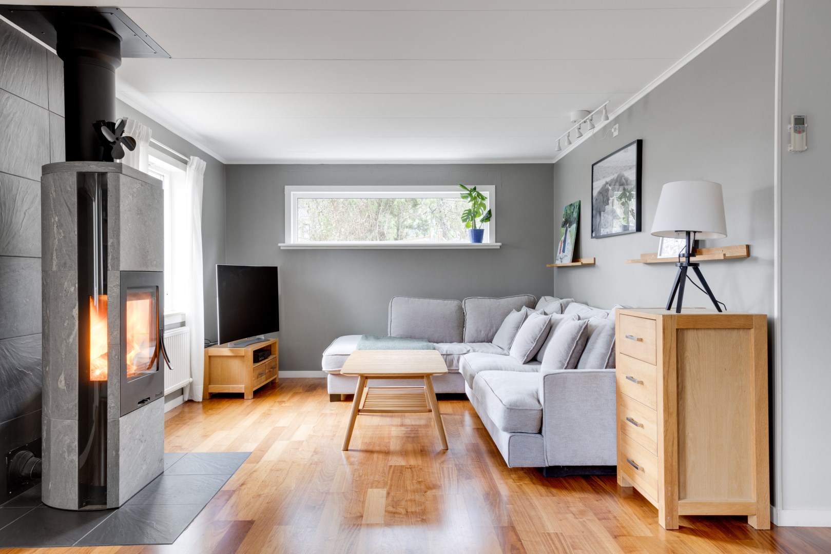 Bostadsbild från Nyhagsvägen 1, Till salu i Almunge, Uppsala