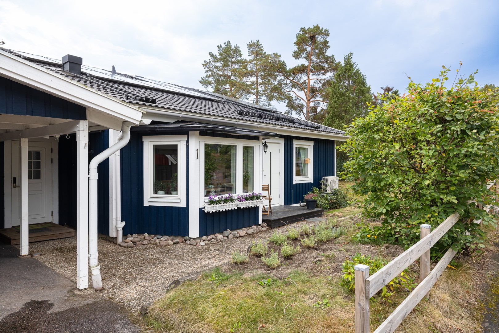 Bostadsbild från Nyhagsvägen 1, Till salu i Almunge, Uppsala