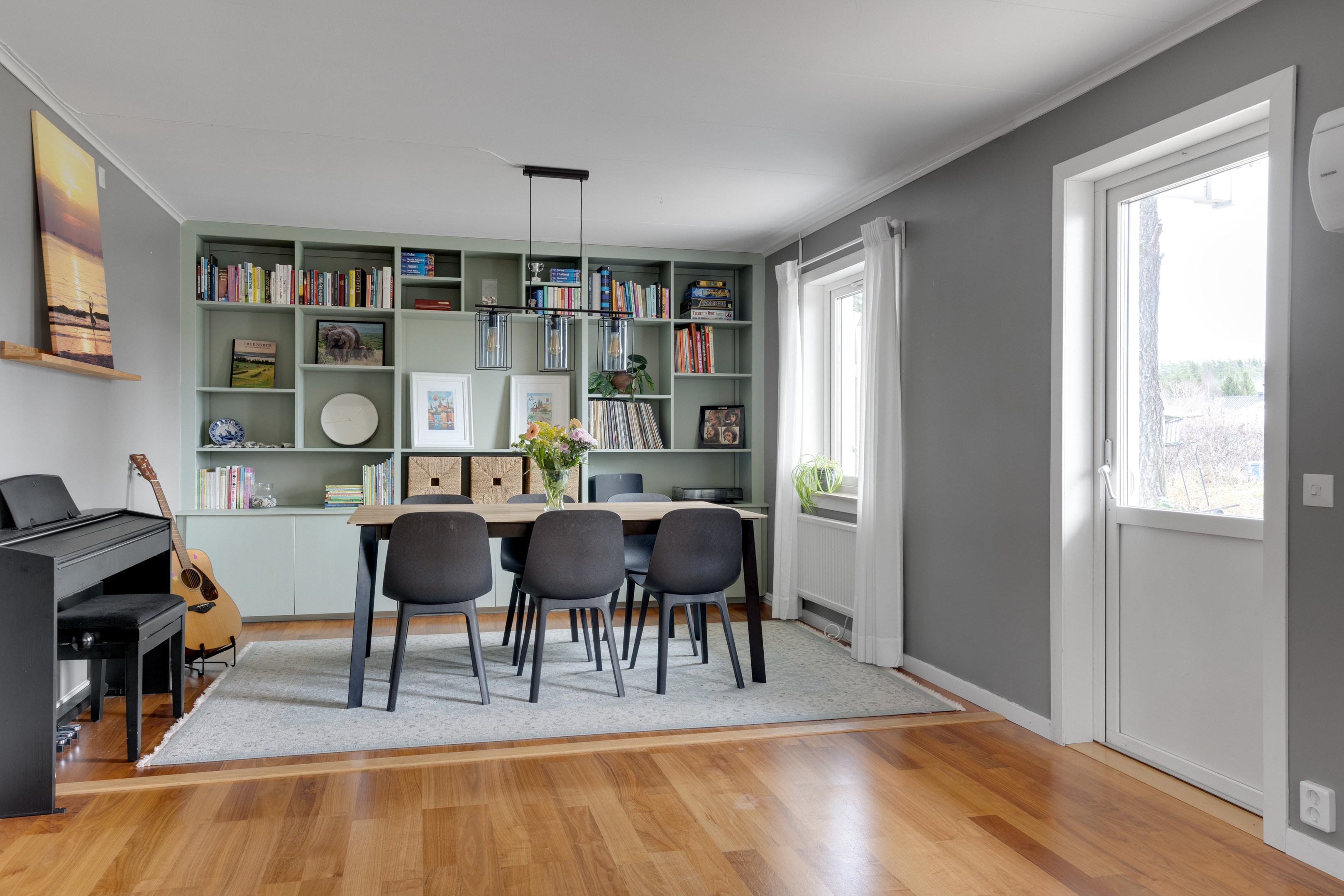 Bostadsbild från Nyhagsvägen 1, Såld i Almunge, Uppsala