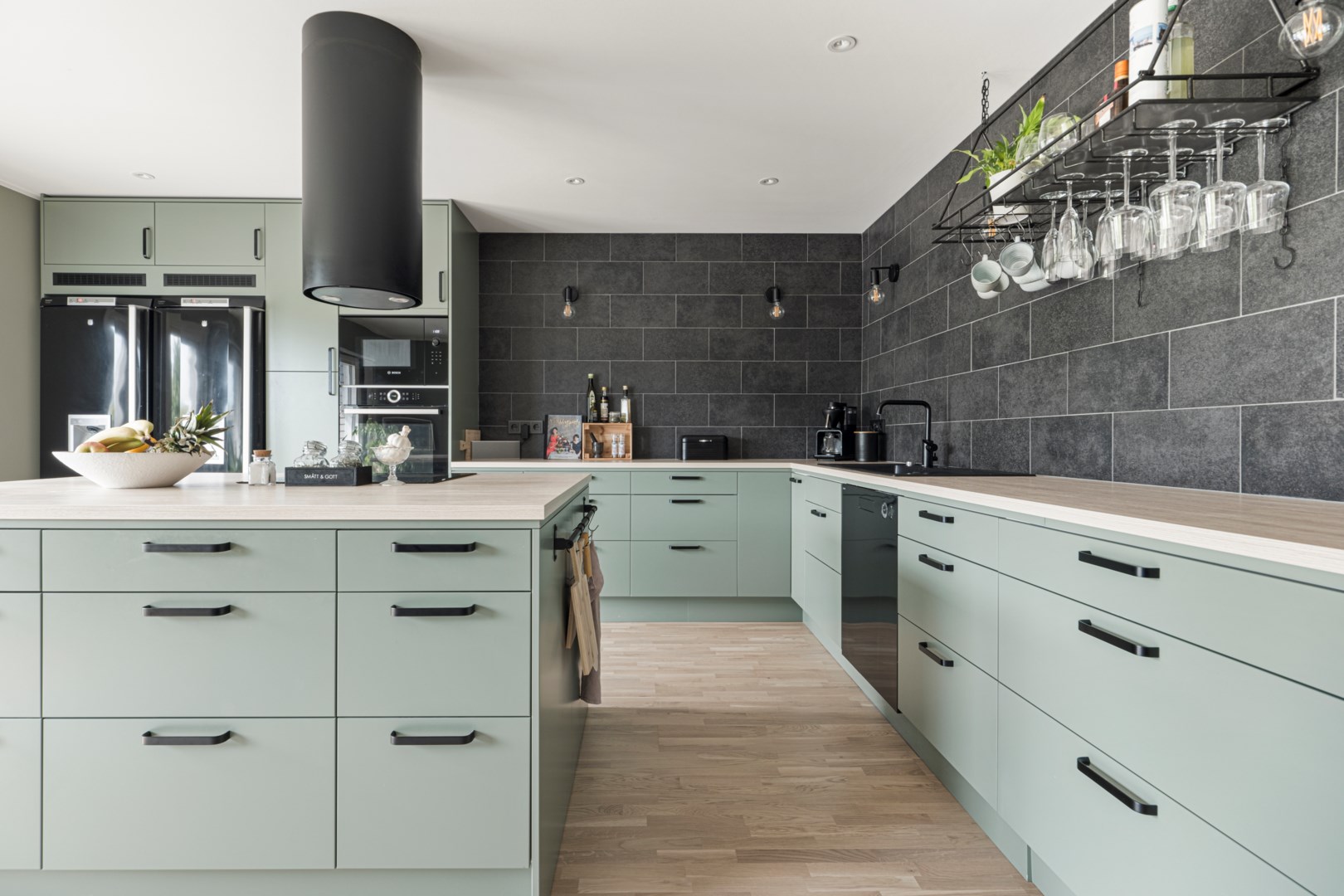 Bostadsbild från Knalleborgsvägen 5D, Såld i Ekerö, Ekerö