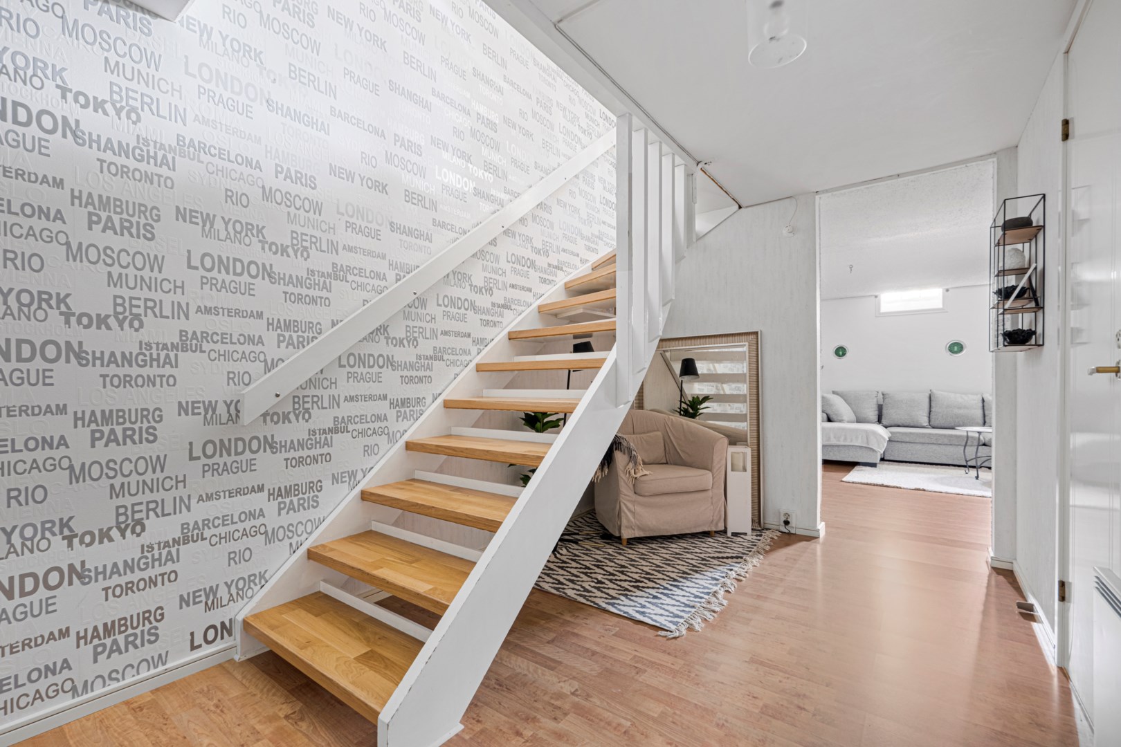 Bostadsbild från Knalleborgsvägen 5D, Såld i Ekerö, Ekerö