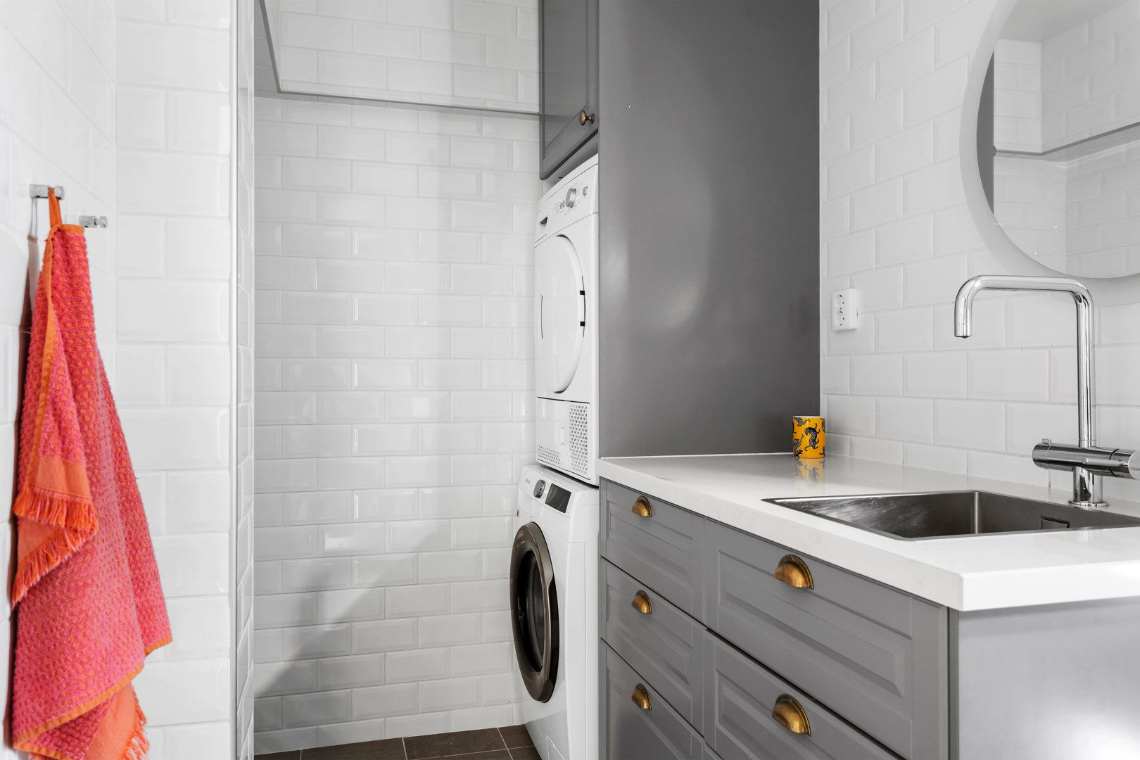 Bostadsbild från Kalvövägen 24, Såld i Krokhöjden, Nacka