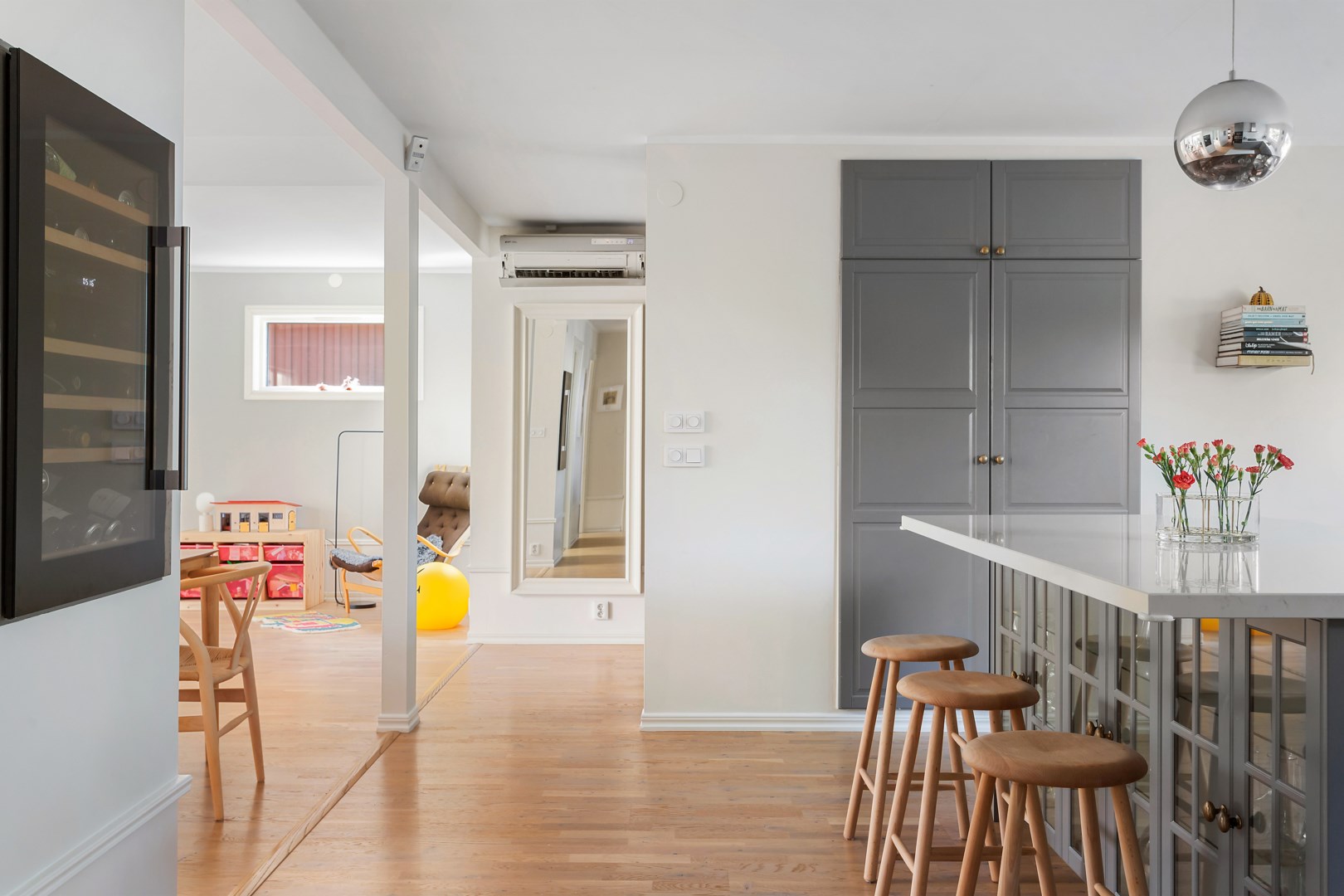 Bostadsbild från Kalvövägen 24, Såld i Krokhöjden, Nacka