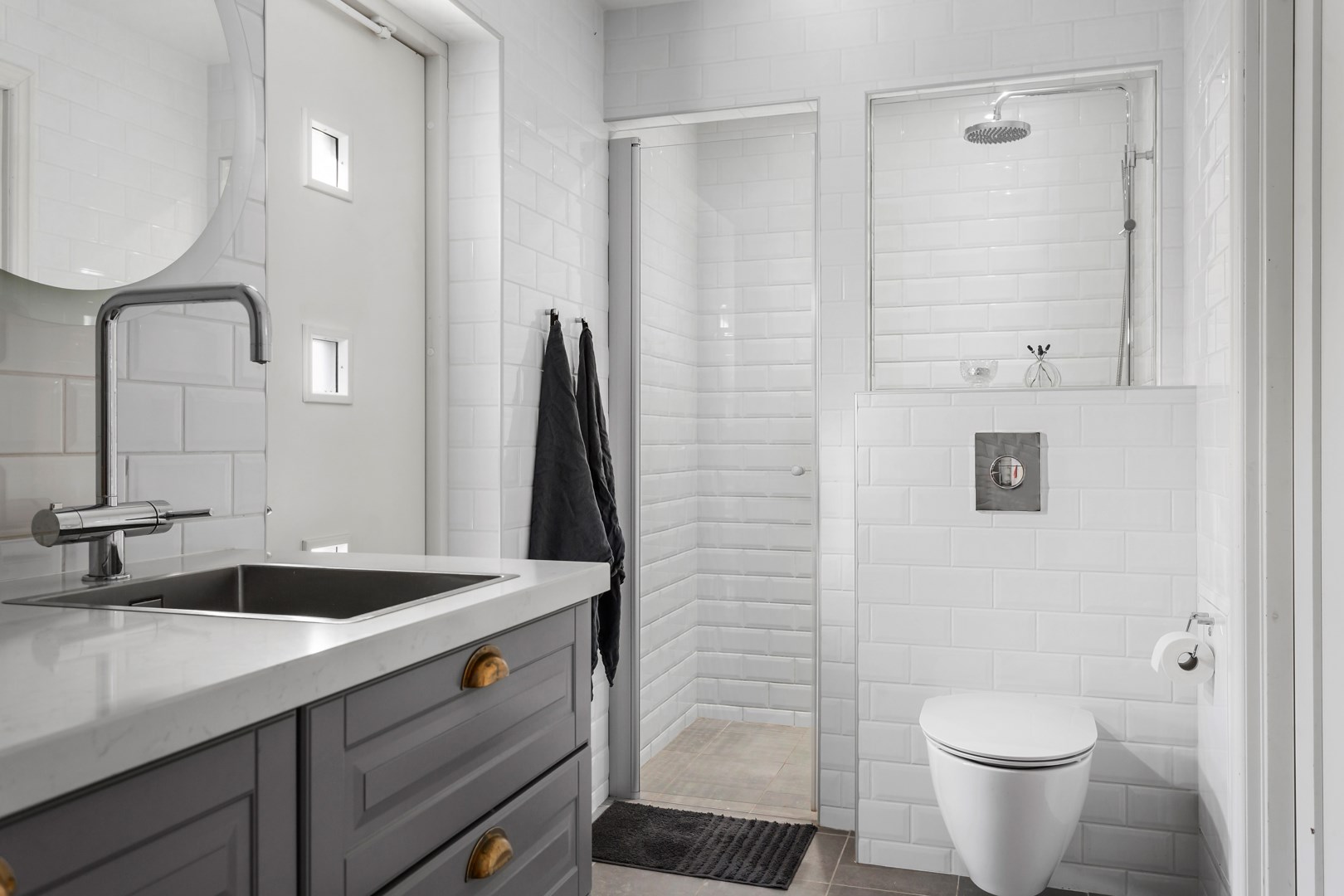 Bostadsbild från Kalvövägen 24, Såld i Krokhöjden, Nacka