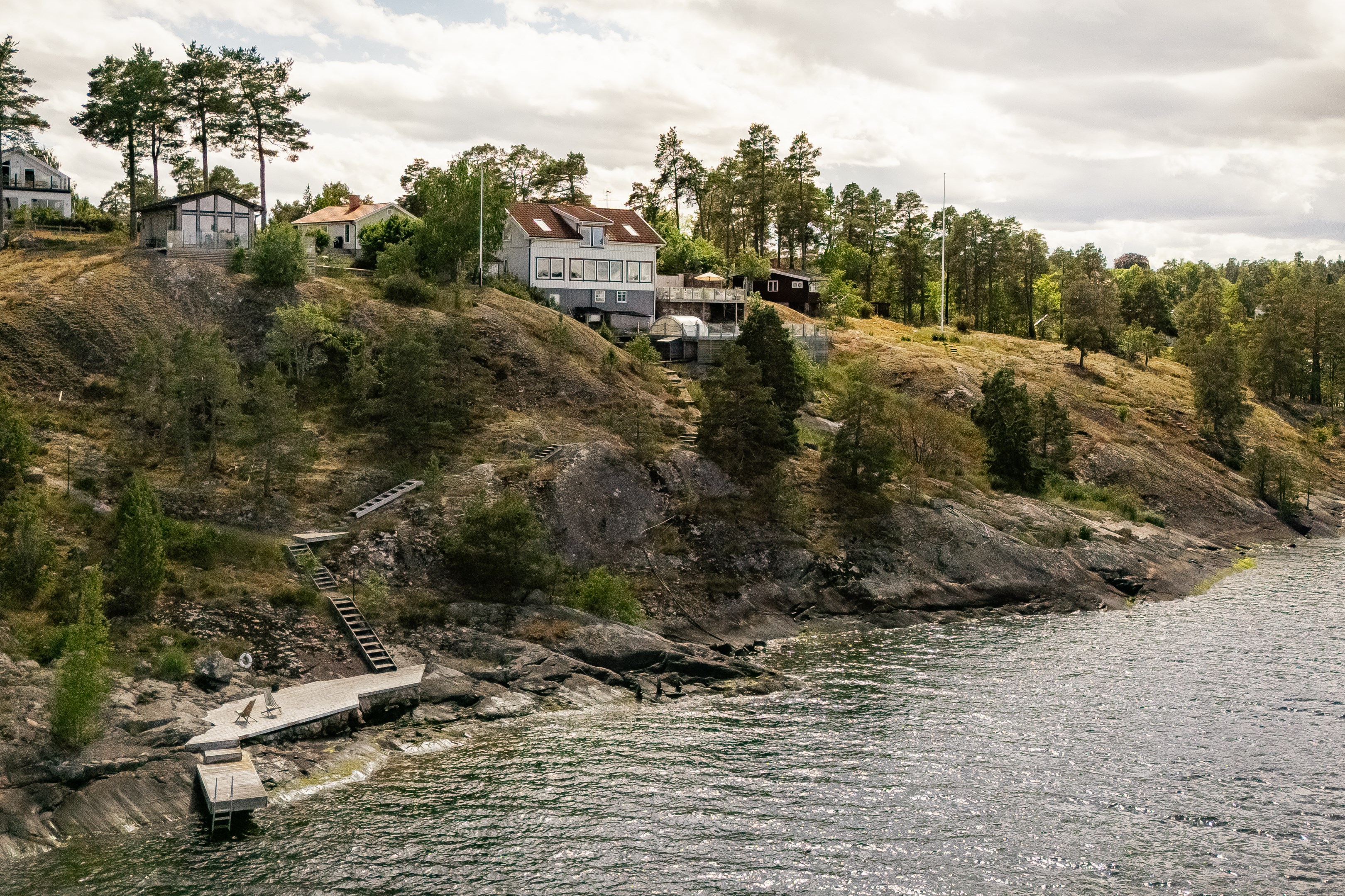 Bostadsbild från Brynjevägen 5, Till salu i Vikingshill, Nacka