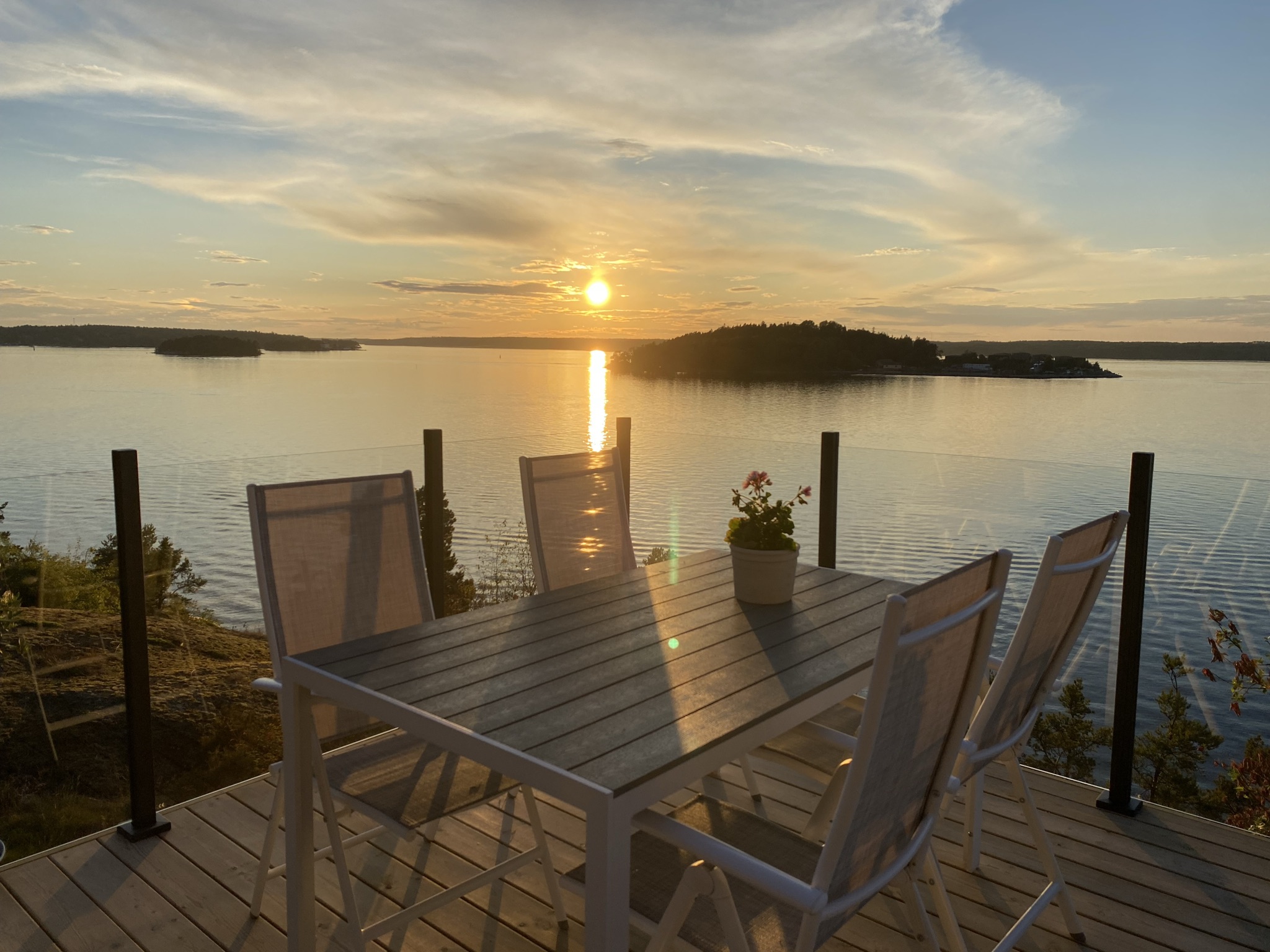 Bostadsbild från Brynjevägen 5, Till salu i Vikingshill, Nacka