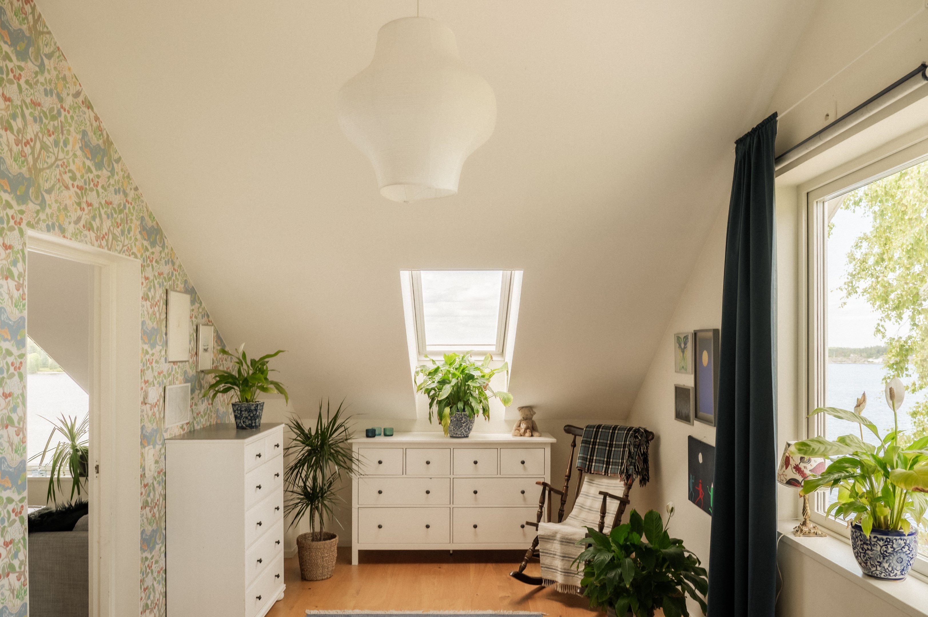 Bostadsbild från Brynjevägen 5, Till salu i Vikingshill, Nacka