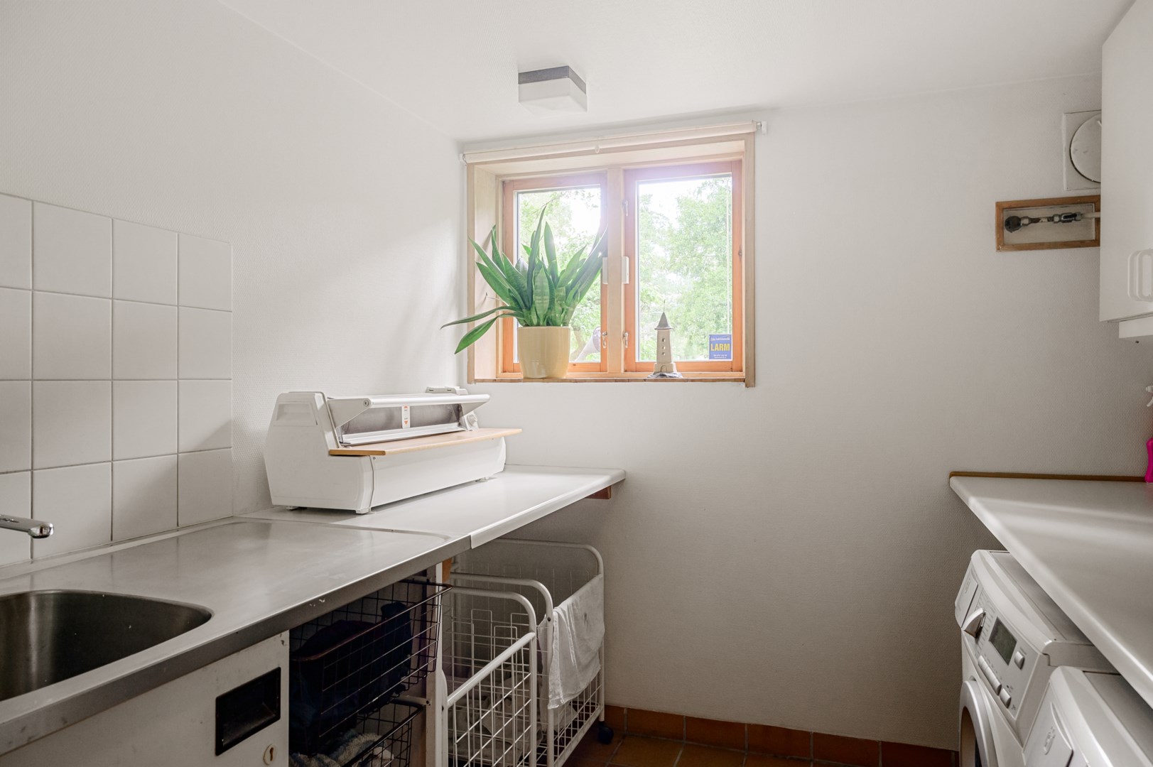 Bostadsbild från Backstuguvägen 8, Såld i Saltsjö-Duvnäs, Nacka