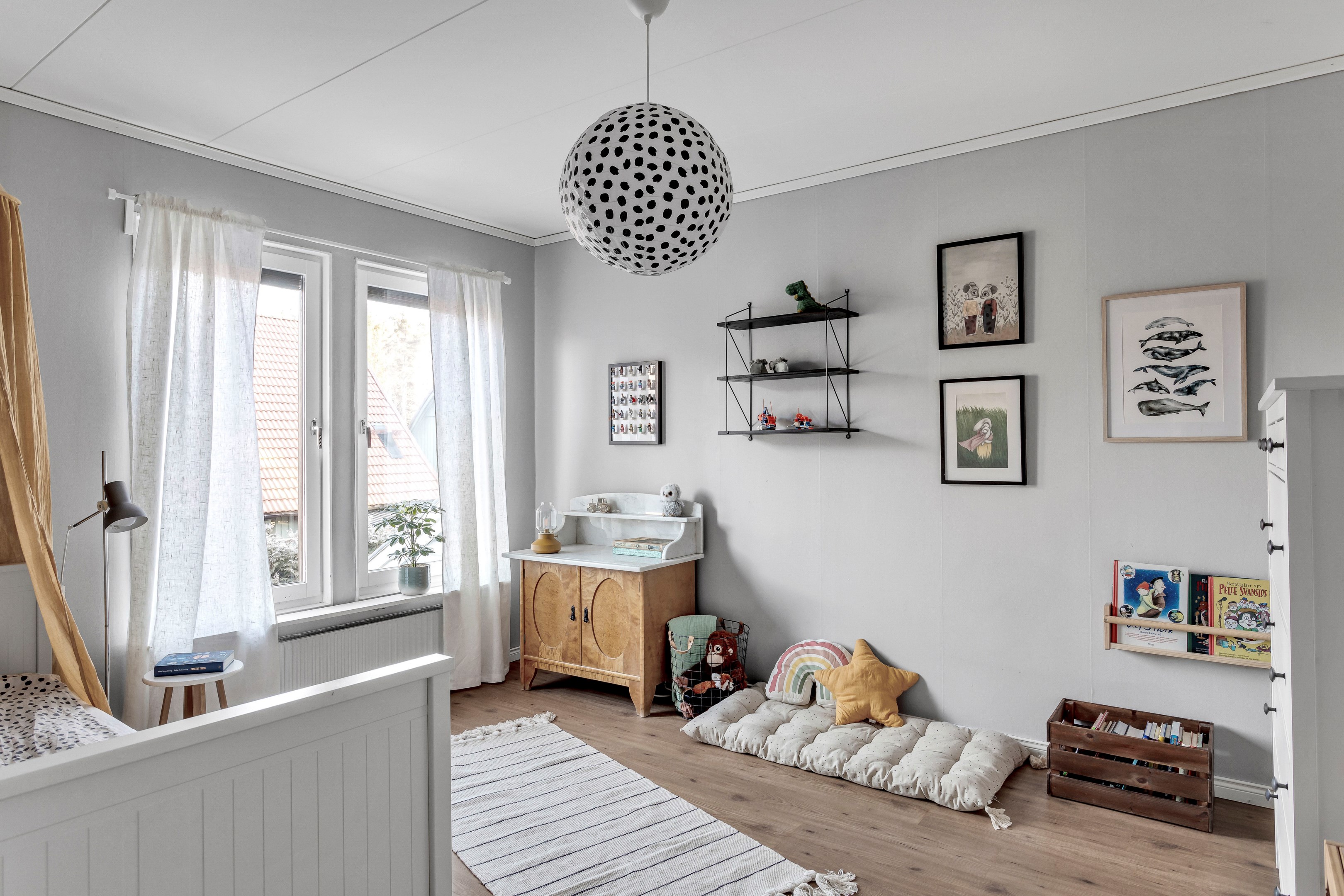 Bostadsbild från Slöjmolnsvägen 34, Såld i Storvreta, Uppsala