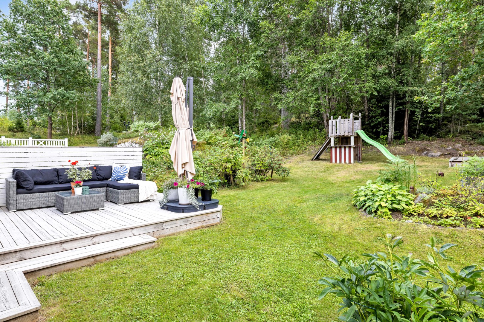 Bostadsbild från Slöjmolnsvägen 34, Såld i Storvreta, Uppsala