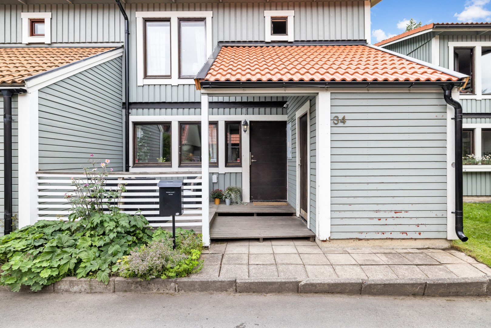 Bostadsbild från Slöjmolnsvägen 34, Såld i Storvreta, Uppsala