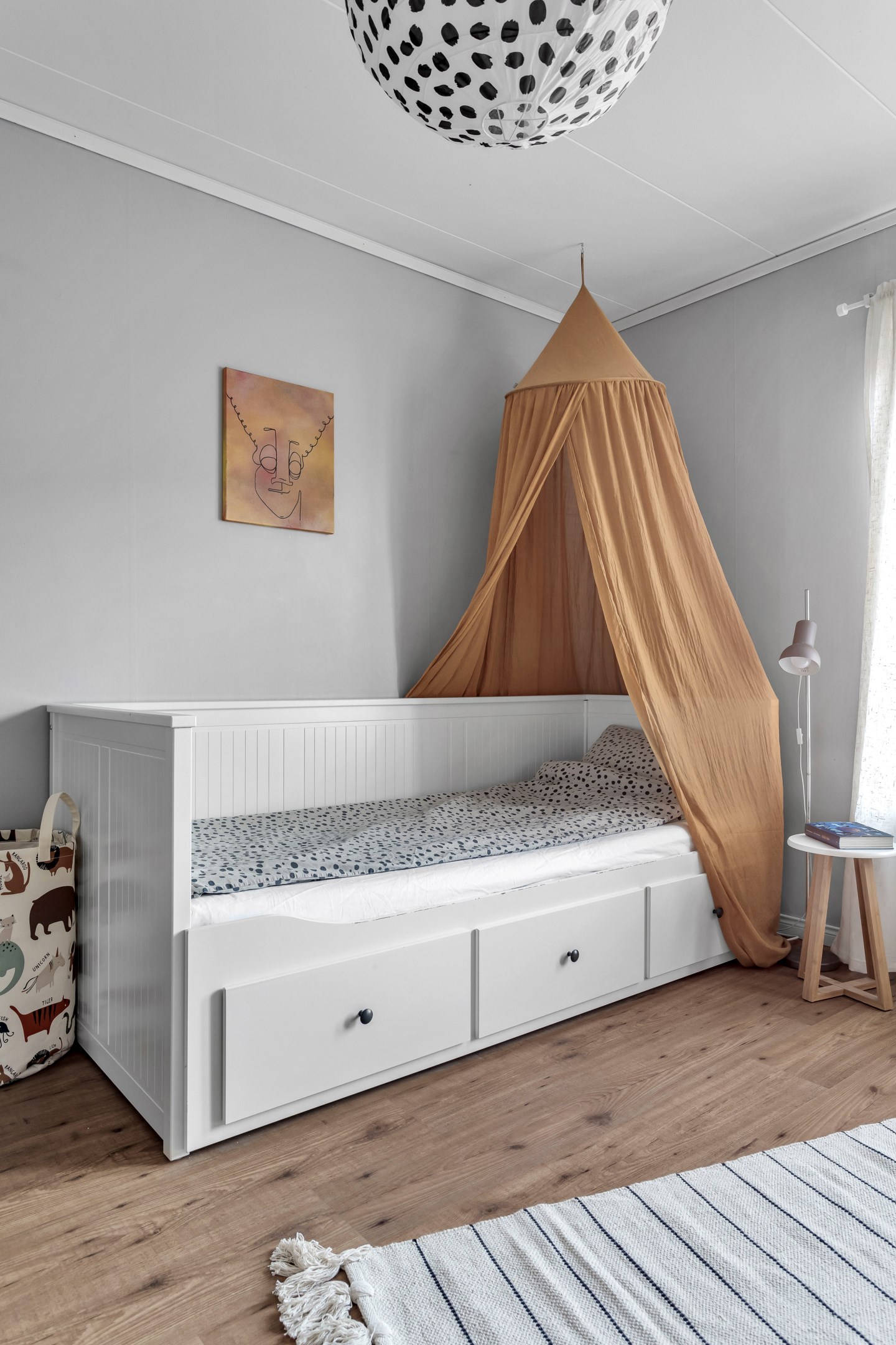 Bostadsbild från Slöjmolnsvägen 34, Såld i Storvreta, Uppsala