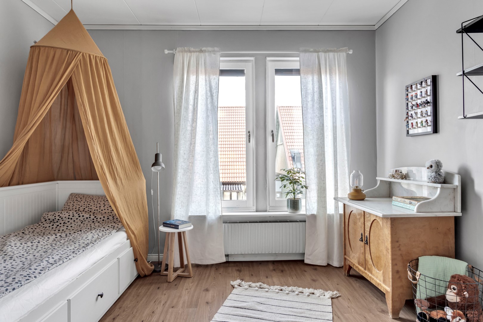 Bostadsbild från Slöjmolnsvägen 34, Såld i Storvreta, Uppsala