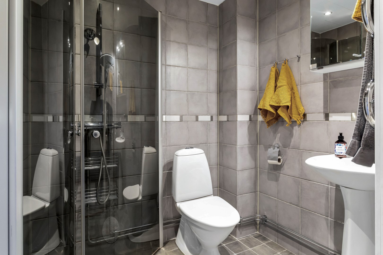 Bostadsbild från Slöjmolnsvägen 34, Såld i Storvreta, Uppsala