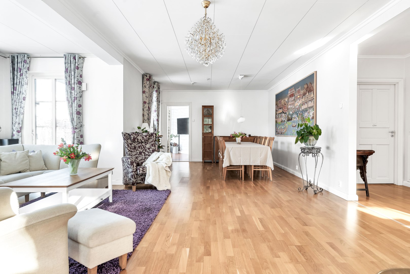 Bostadsbild från Askvägen 46, Till salu i Sunnersta, Uppsala