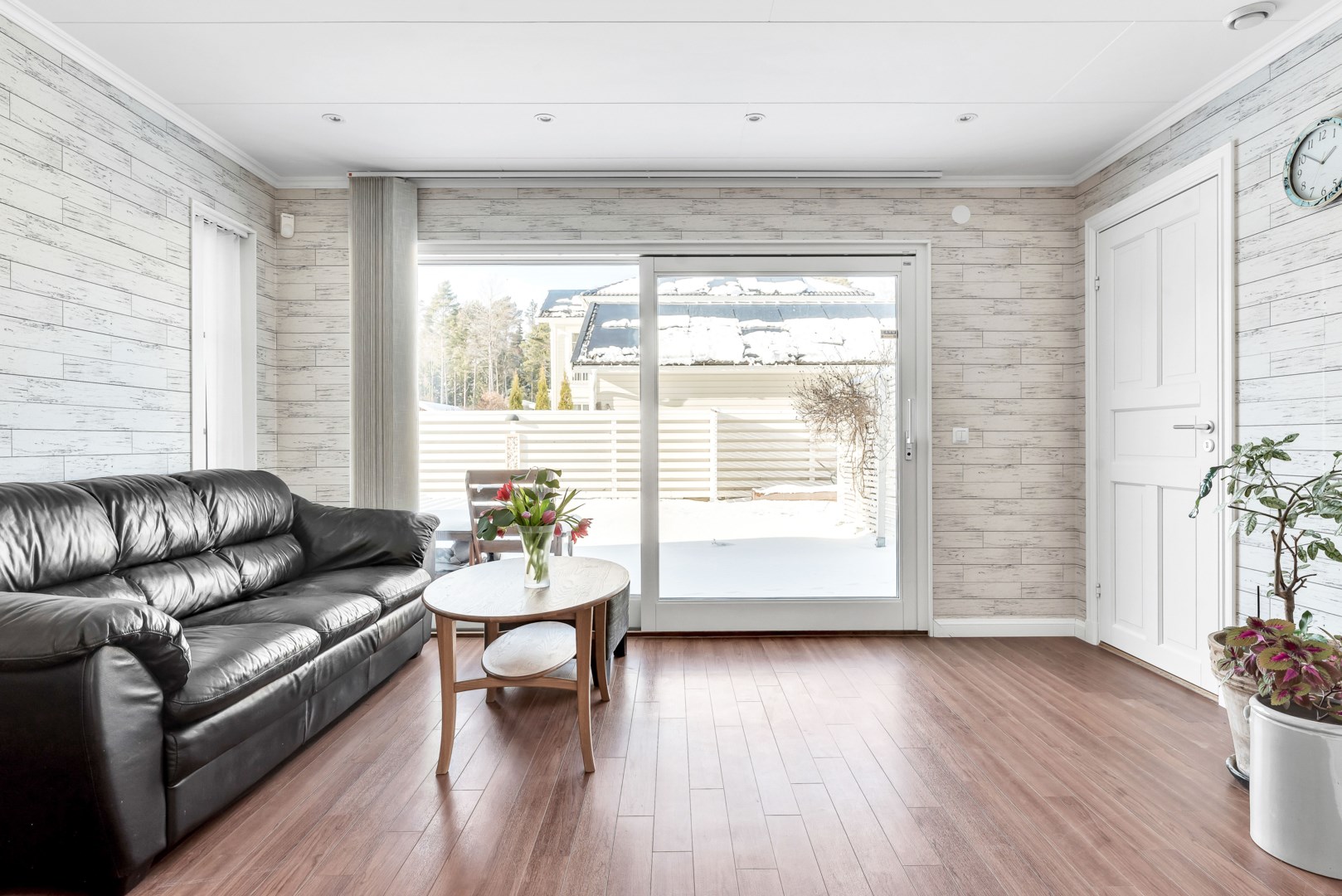 Bostadsbild från Askvägen 46, Till salu i Sunnersta, Uppsala