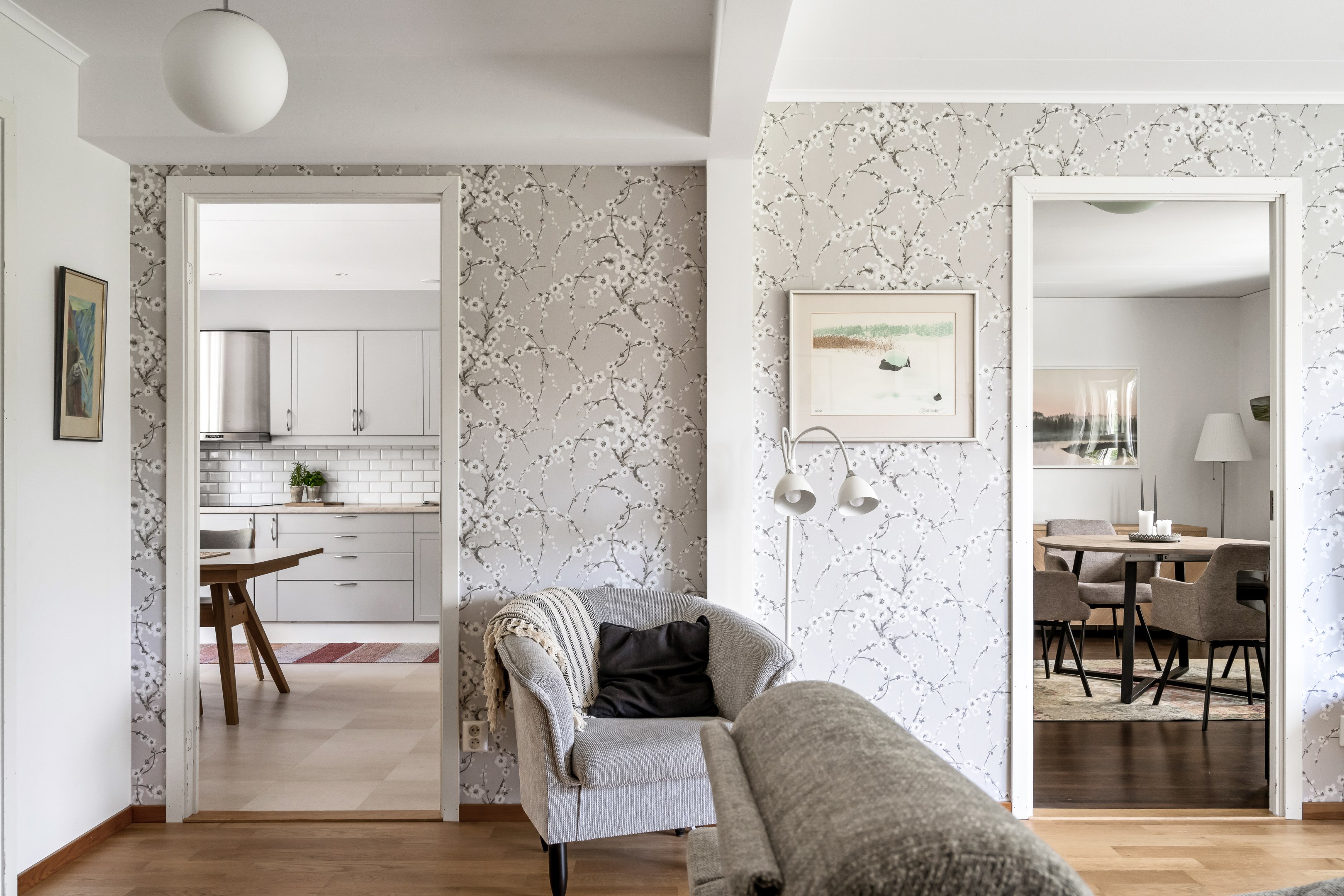 Bostadsbild från Slöjmolnsvägen 7, Såld i Storvreta, Uppsala