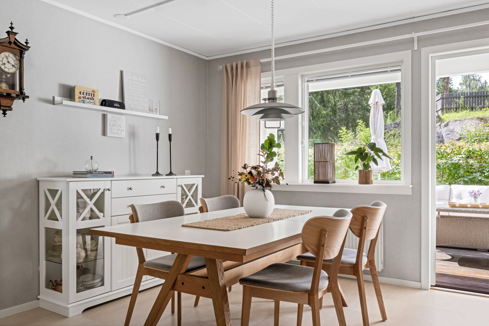 Bostadsbild från Slöjmolnsvägen 7, Såld i Storvreta, Uppsala