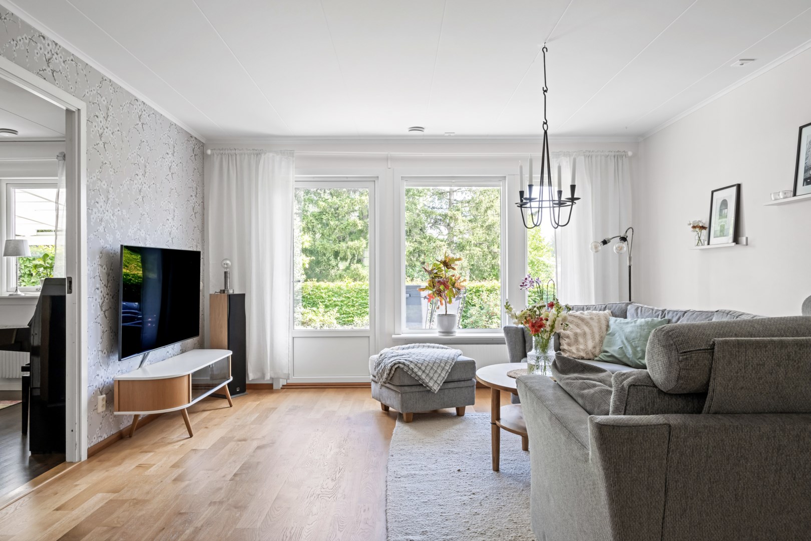 Bostadsbild från Slöjmolnsvägen 7, Såld i Storvreta, Uppsala