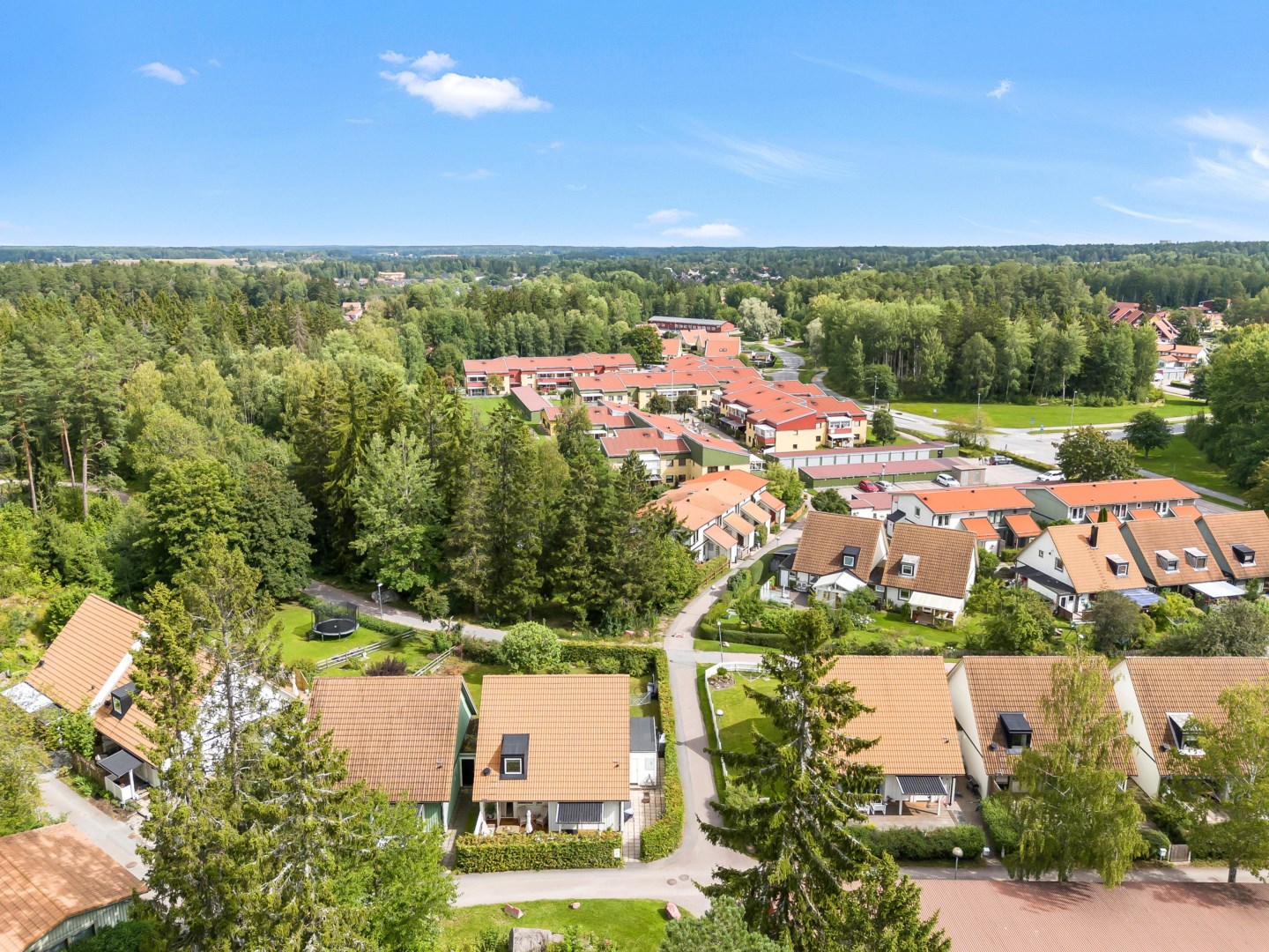 Bostadsbild från Slöjmolnsvägen 7, Såld i Storvreta, Uppsala