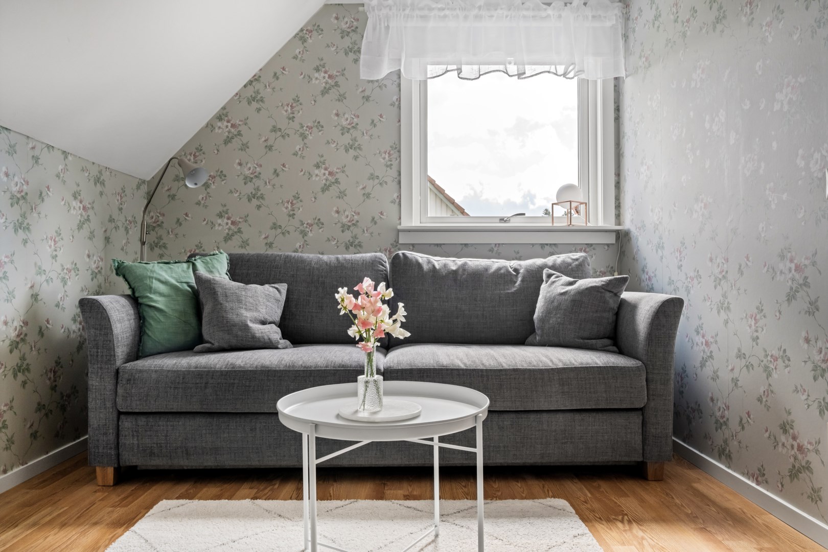 Bostadsbild från Slöjmolnsvägen 7, Såld i Storvreta, Uppsala