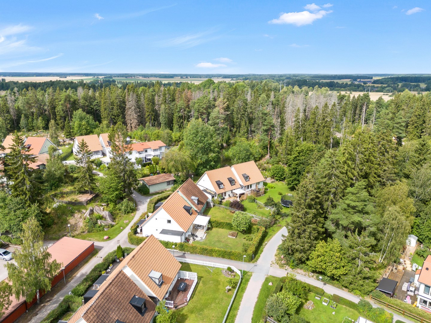 Bostadsbild från Slöjmolnsvägen 7, Såld i Storvreta, Uppsala