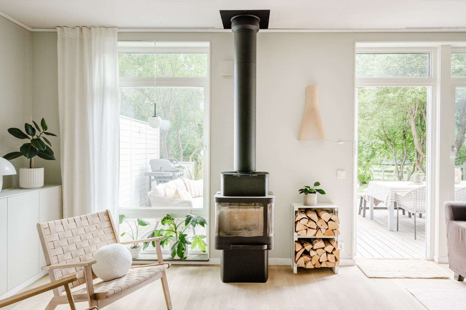 Bostadsbild från Kvarndammsringen 53, Såld i Charlottendal, Värmdö