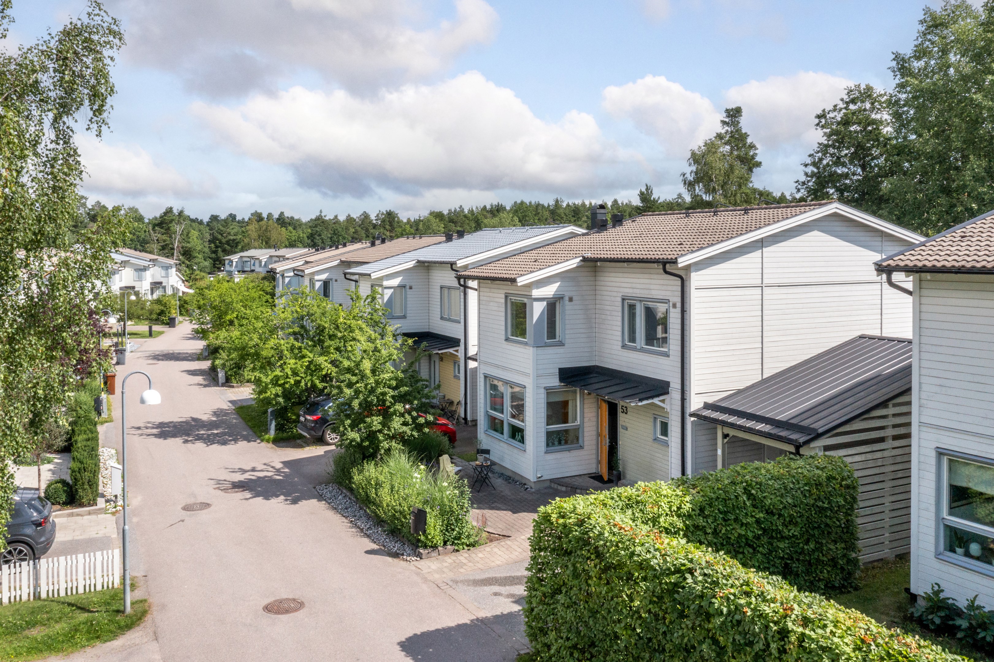 Bostadsbild från Kvarndammsringen 53, Såld i Charlottendal, Värmdö