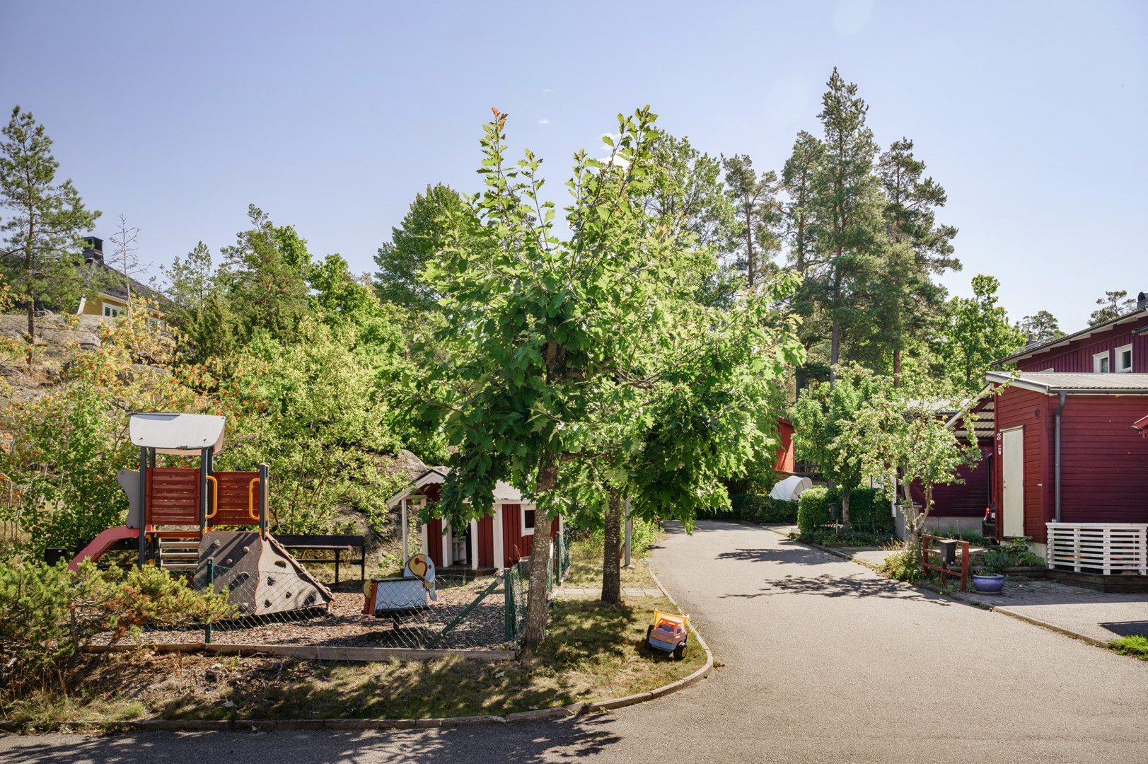 Bostadsbild från Kapellvägen 24, Såld i Östra Ekedal, Värmdö