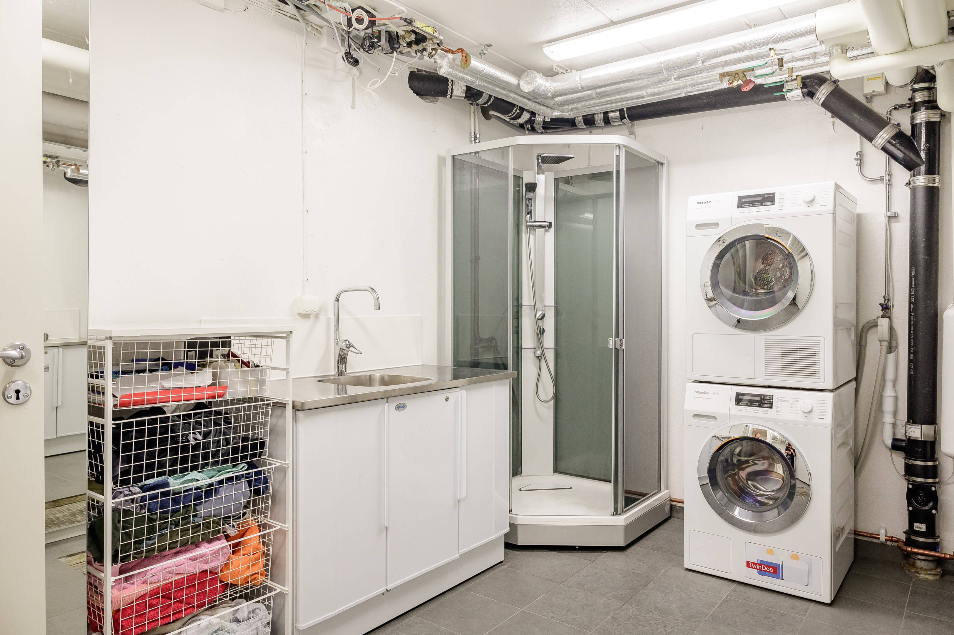 Bostadsbild från Rudsjövägen 122, Såld i Duvnäs Utskog, Nacka