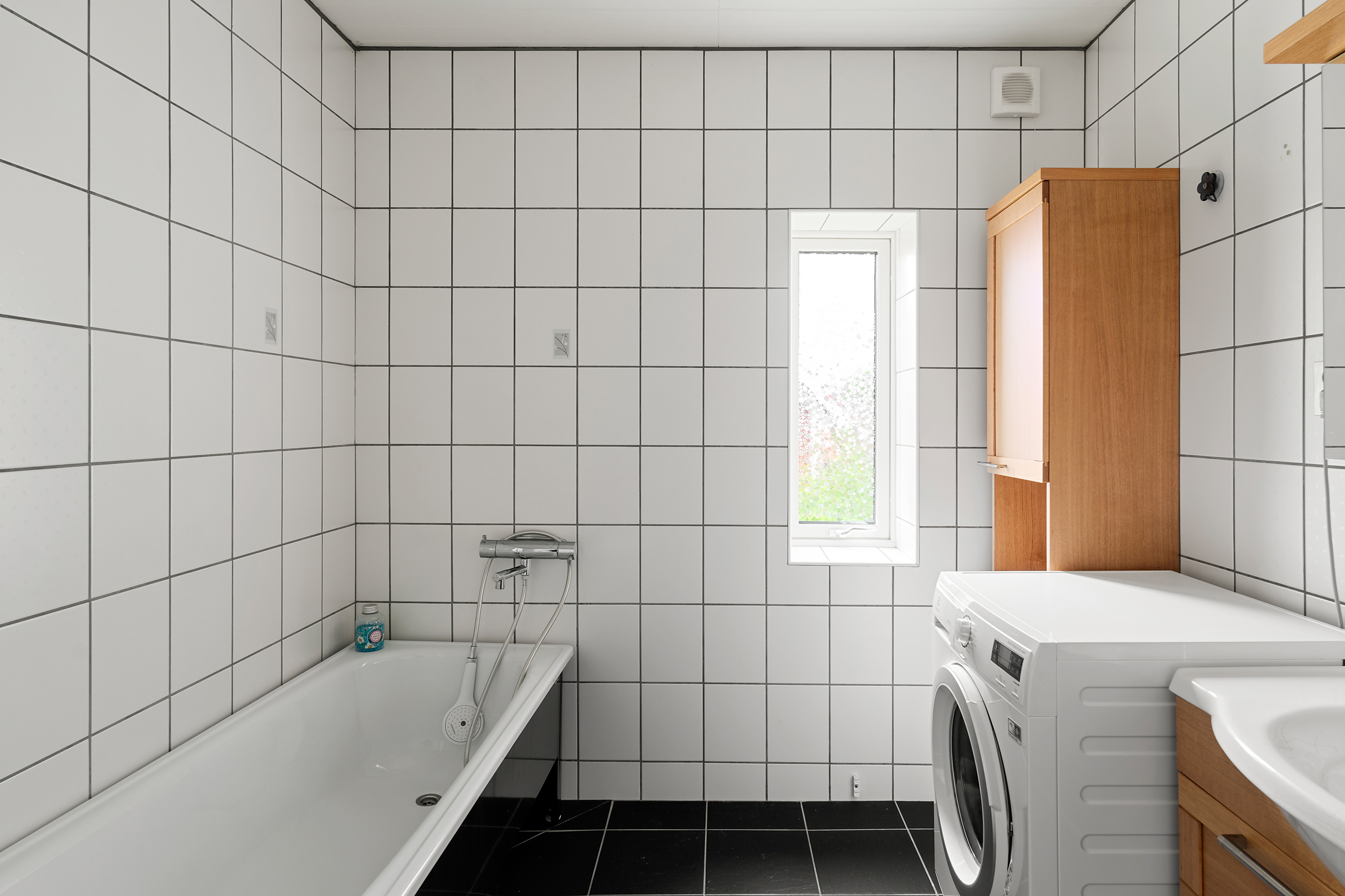 Bostadsbild från Barnhemsvägen 2, Till salu i Skuru, Nacka