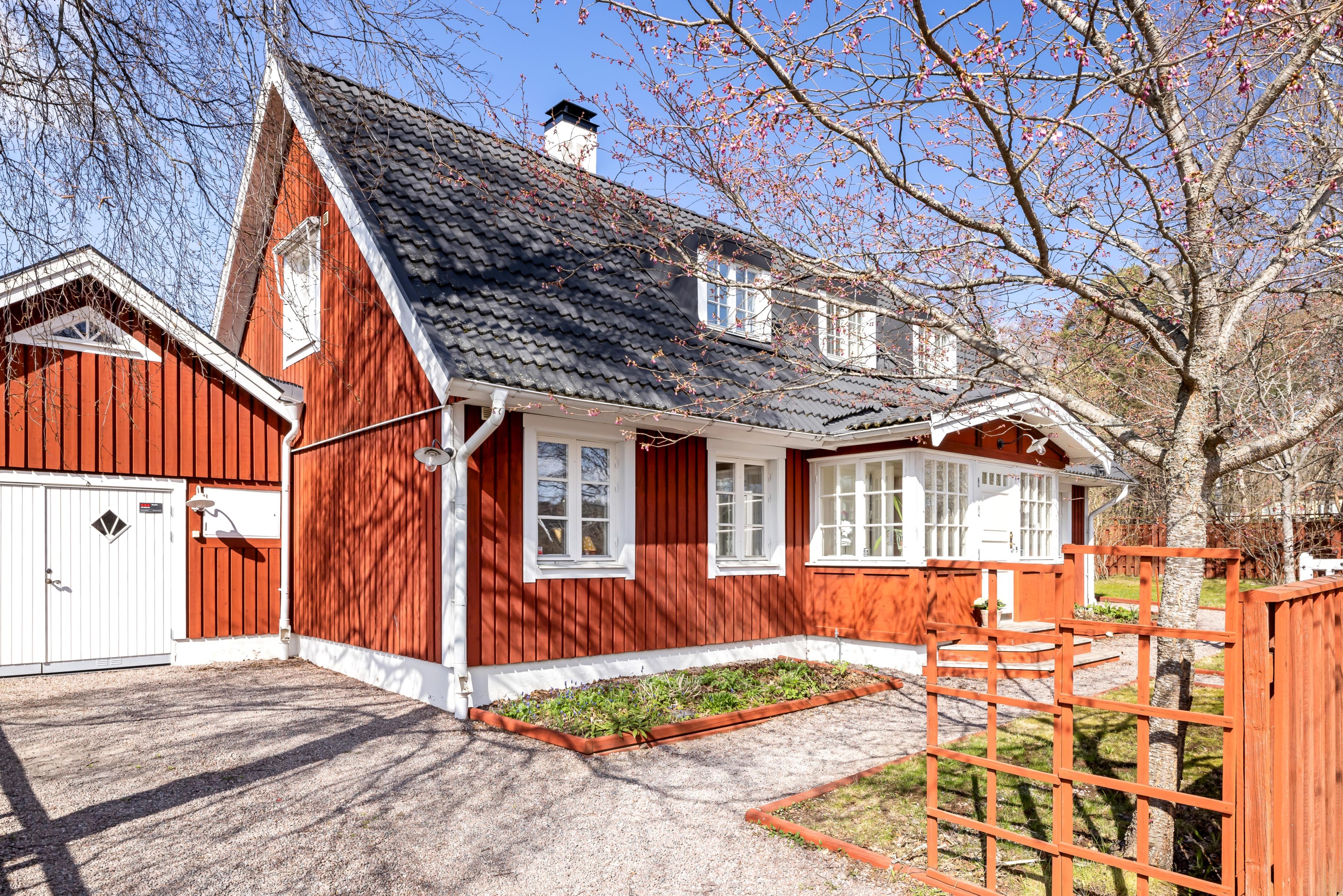 Bostadsbild från Nya Valsätravägen 1A, Såld i Norby, Uppsala