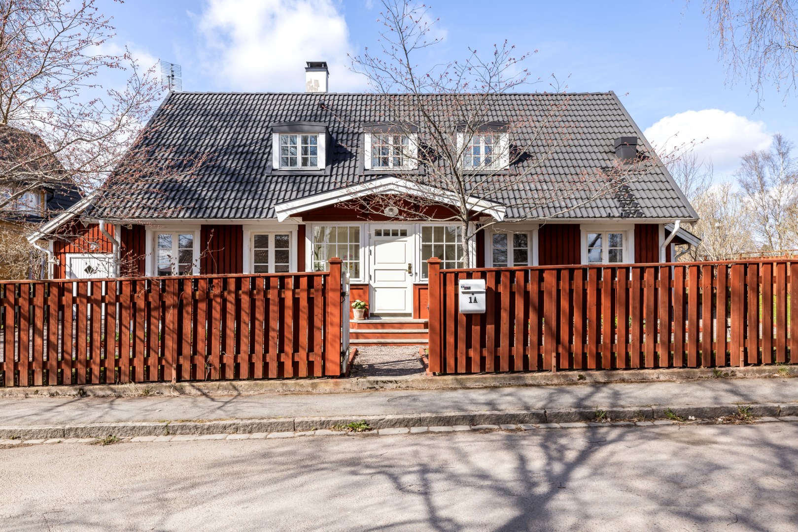 Bostadsbild från Nya Valsätravägen 1A, Såld i Norby, Uppsala