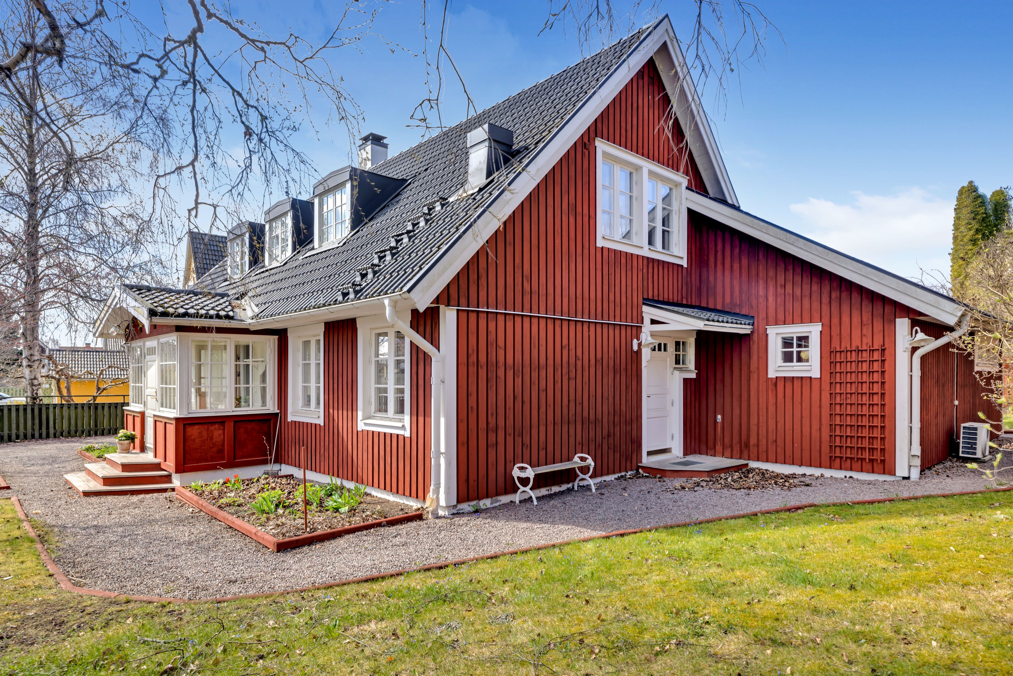 Bostadsbild från Nya Valsätravägen 1A, Såld i Norby, Uppsala