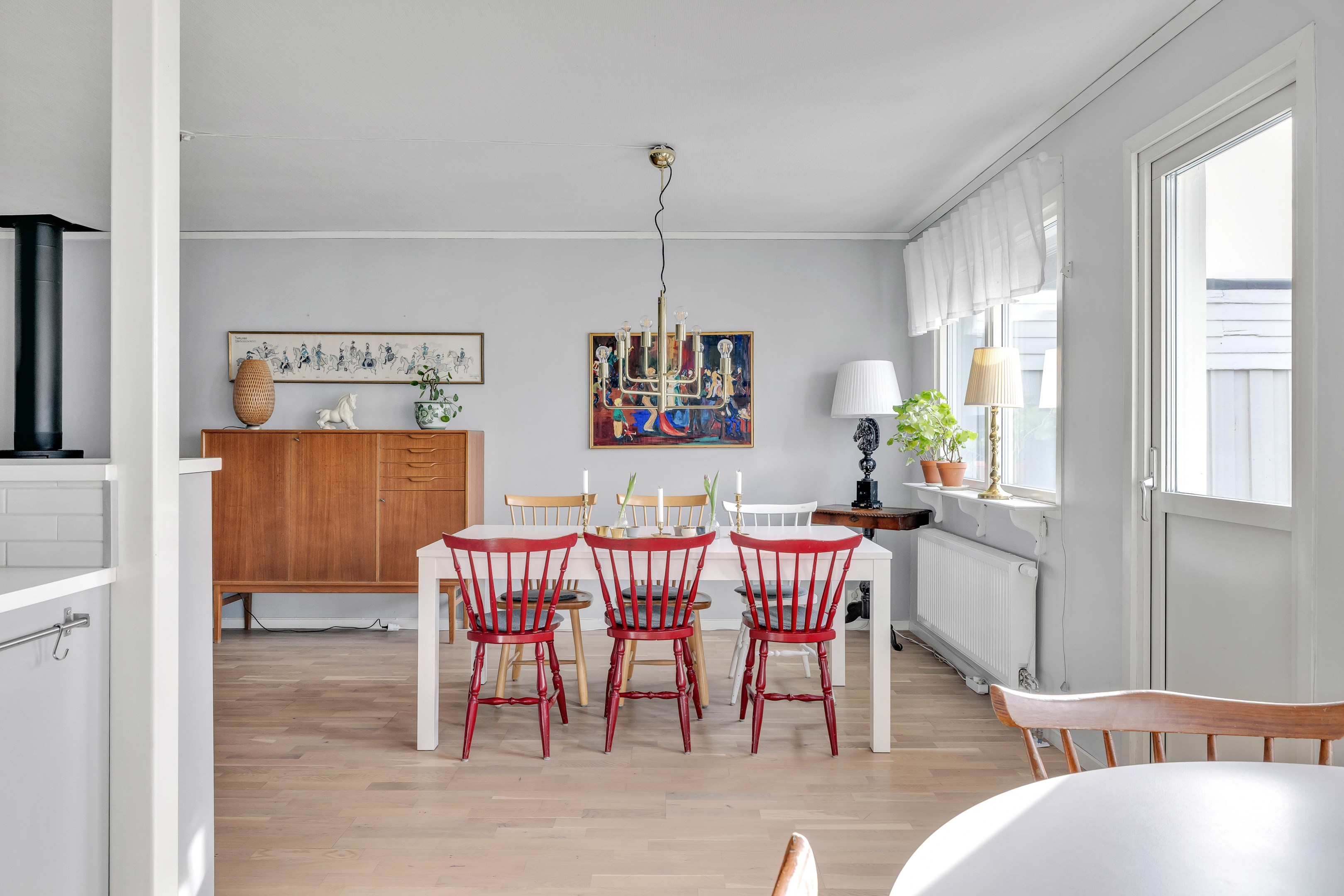 Bostadsbild från Rallarvägen 10, Såld i Vänge, Uppsala