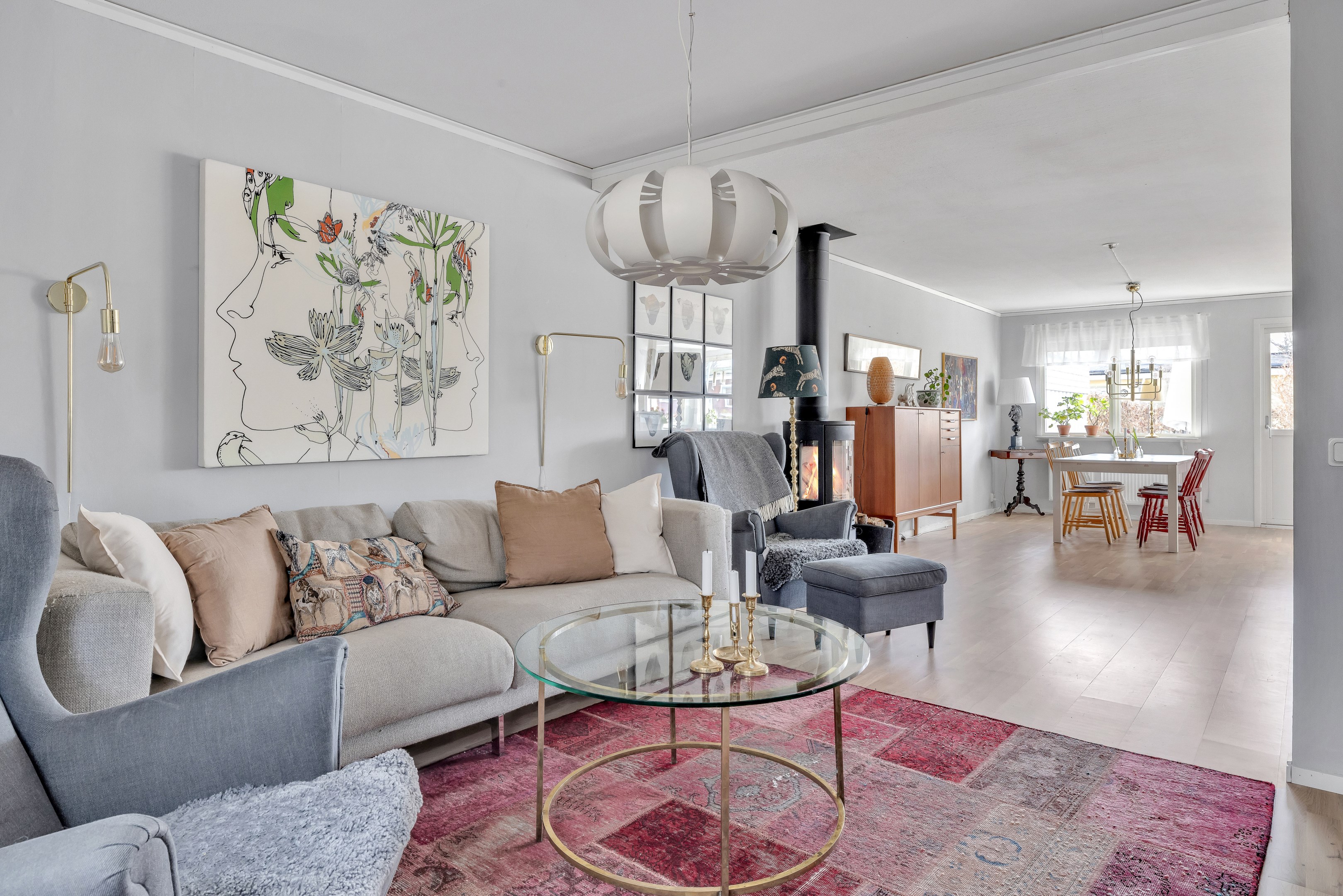 Bostadsbild från Rallarvägen 10, Såld i Vänge, Uppsala